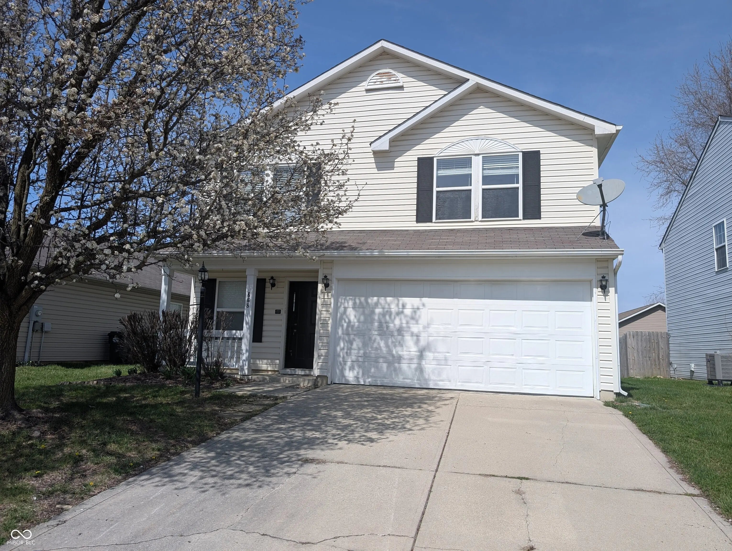 Photo of 668 Day Break Drive Greenwood, IN 46143