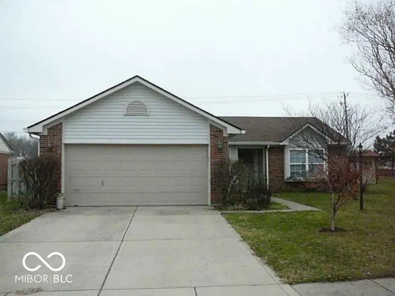 Photo of 6209 Pinnacle Boulevard Indianapolis, IN 46237