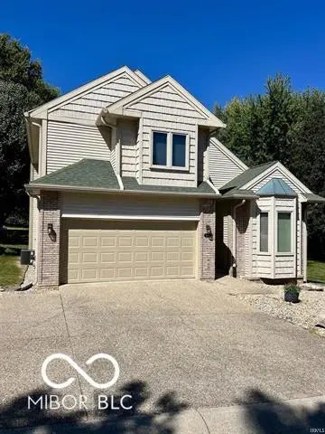 9103 Front 9 Drive, Bloomington