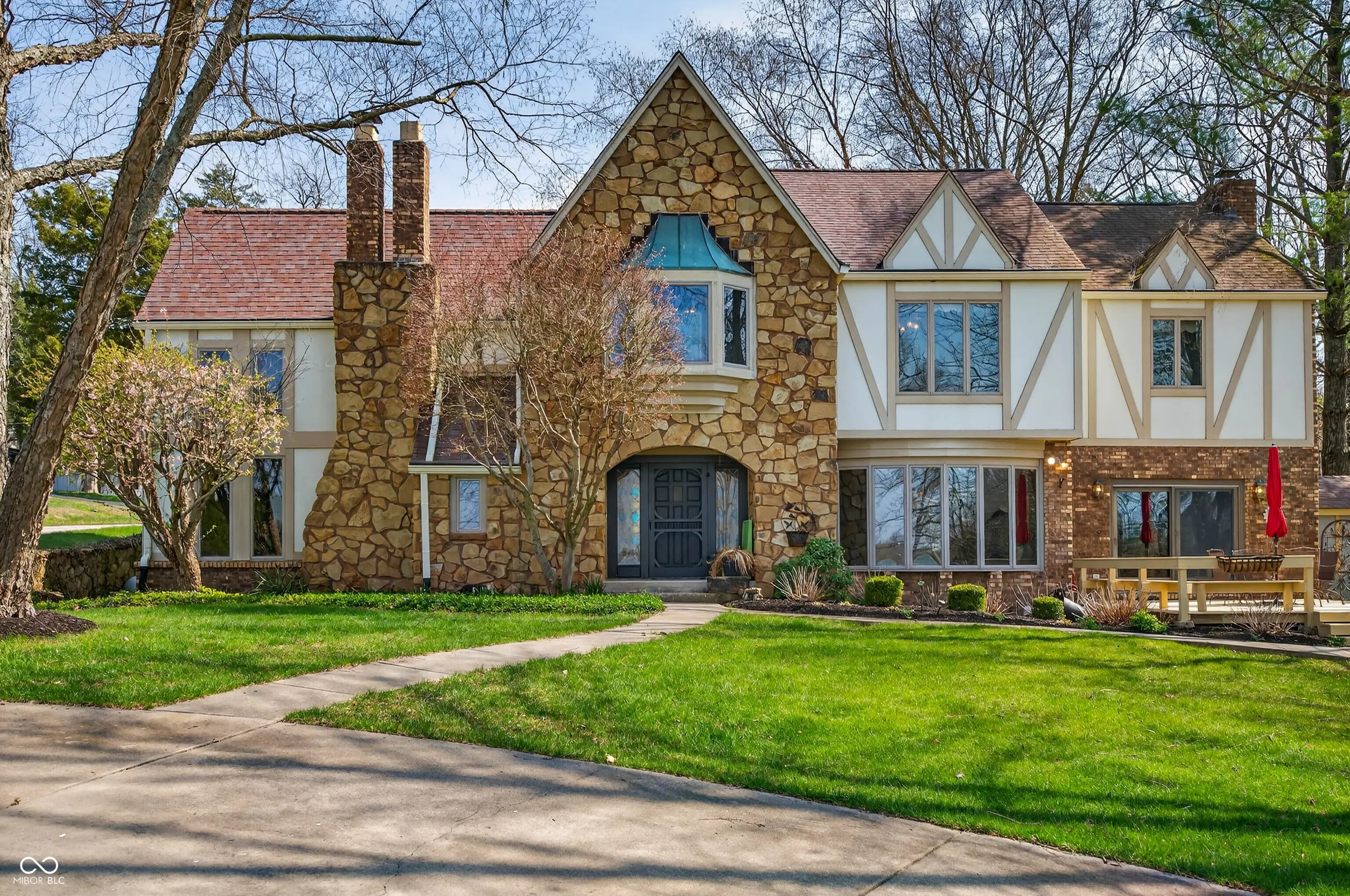 Photo of 995 E Skyline Drive Brownstown, IN 47220