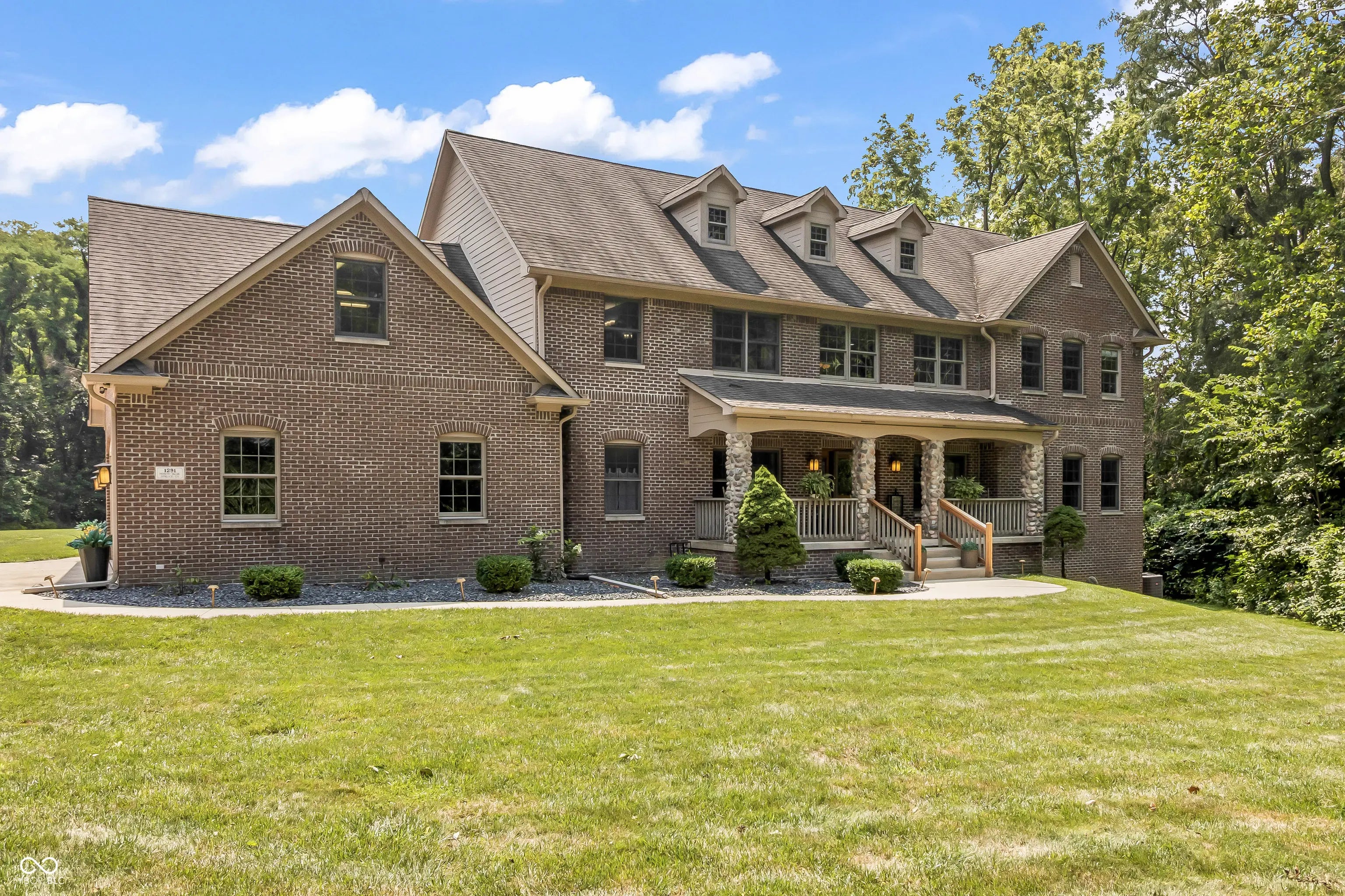 Photo of 1291 N Blue Spruce Court Greenfield, IN 46140