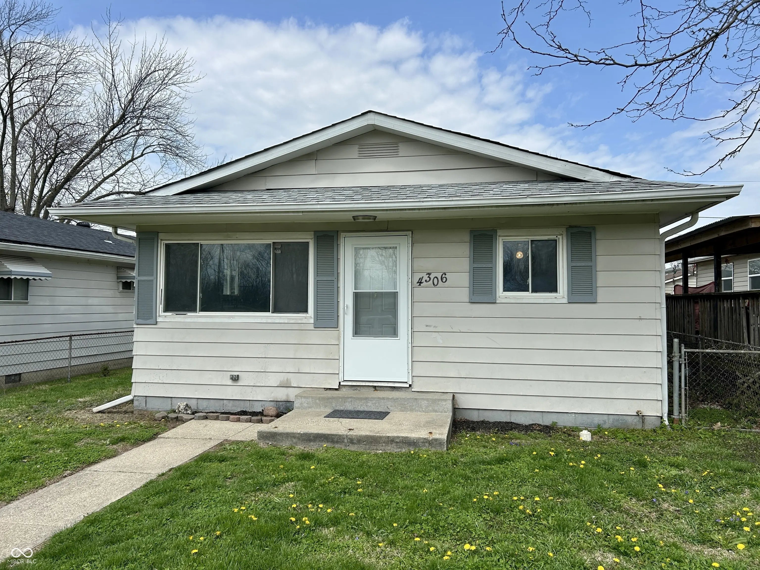 4306 Hoyt Avenue, Indianapolis