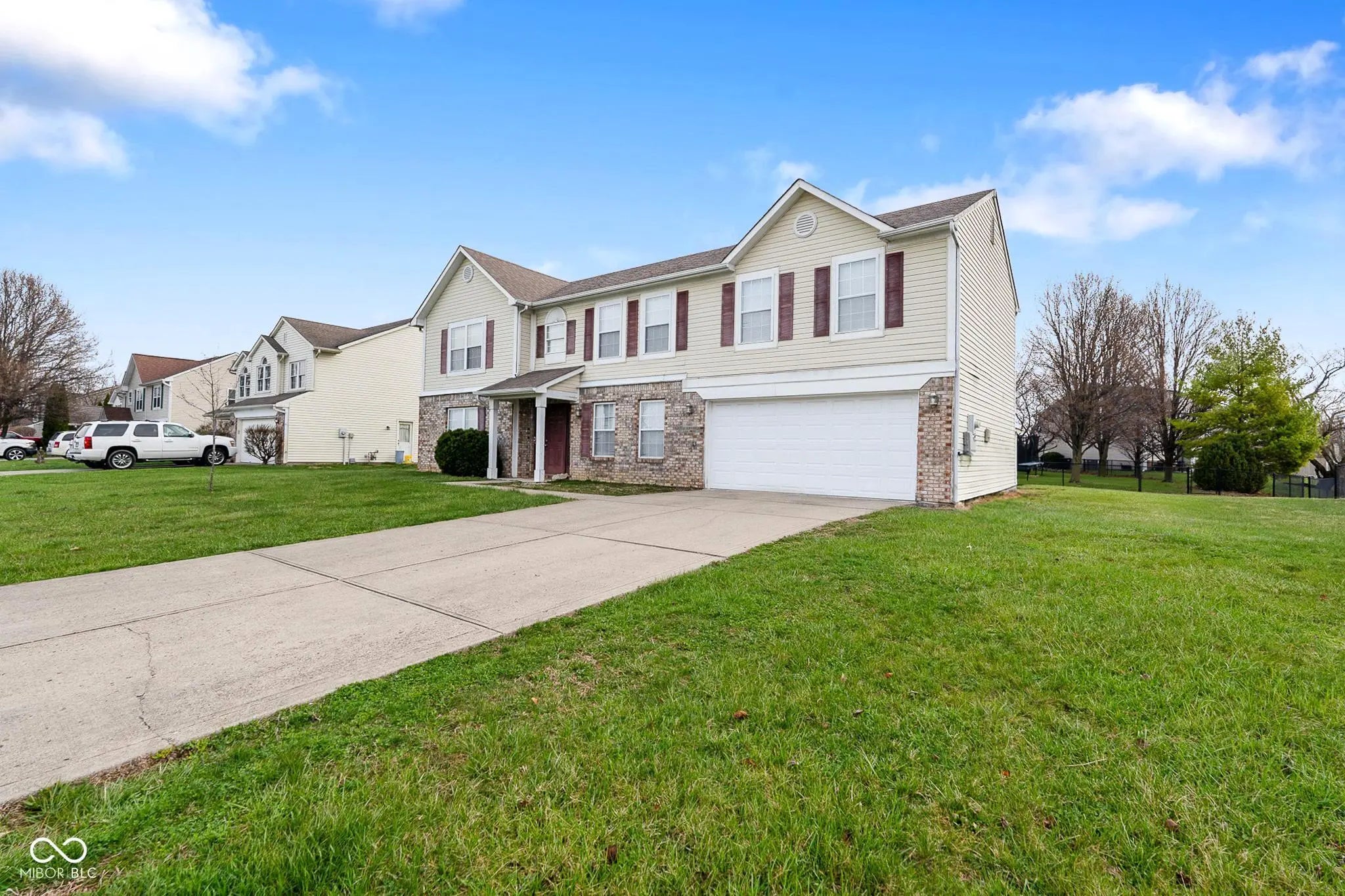 665 Hummingbird Lane, Whiteland