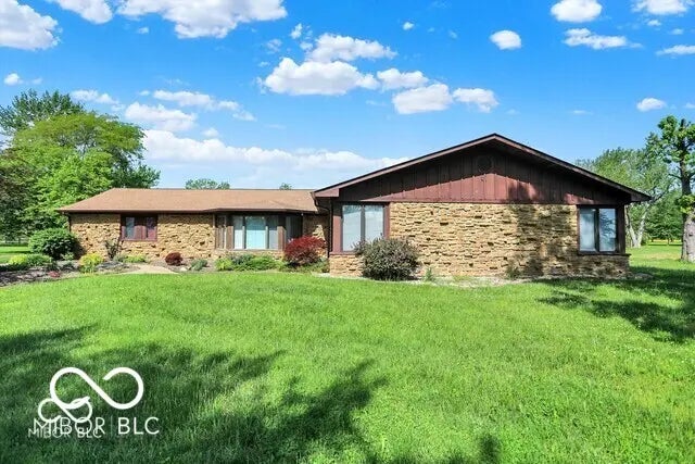 5272 N Graham Road, Whiteland