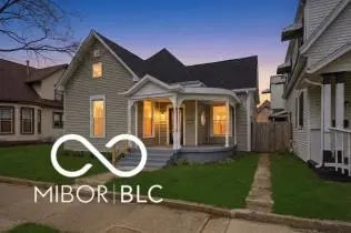 154 W Hendricks Street, Shelbyville