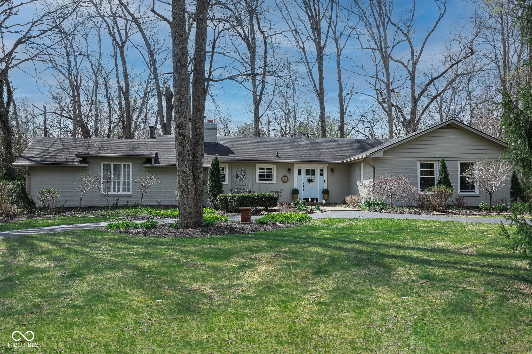 Photo of 501 W 92nd Street Indianapolis, IN 46260