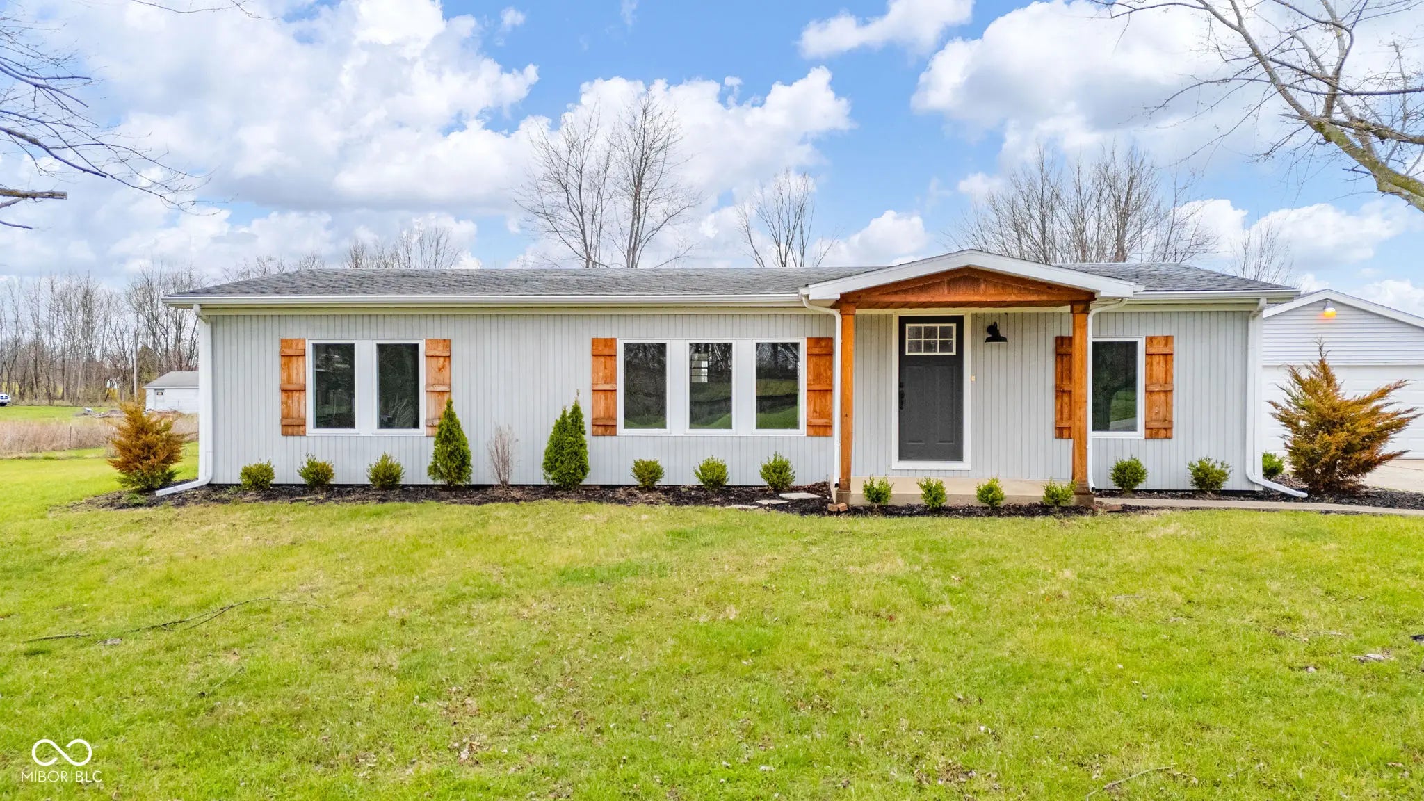 1076 E County Road 650 N, New Castle