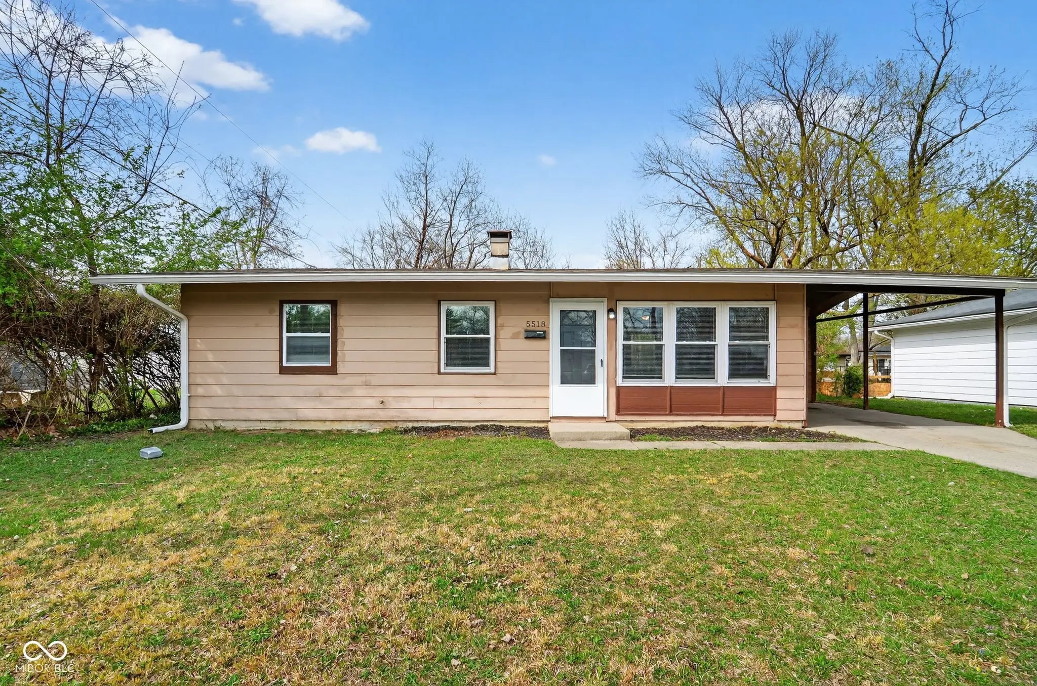 5518 Glencoe Street, Indianapolis