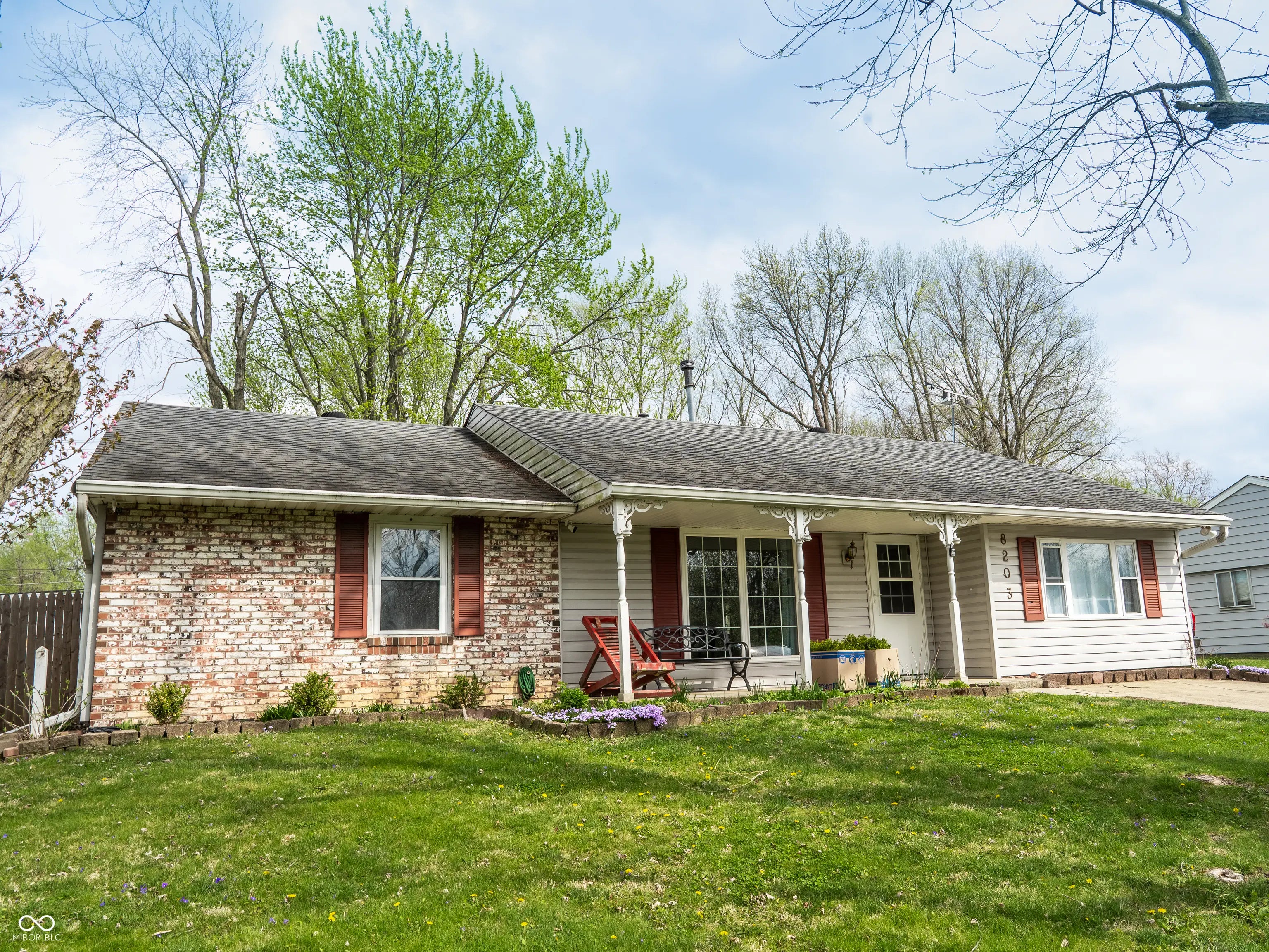 8203 Railroad Road, Indianapolis
