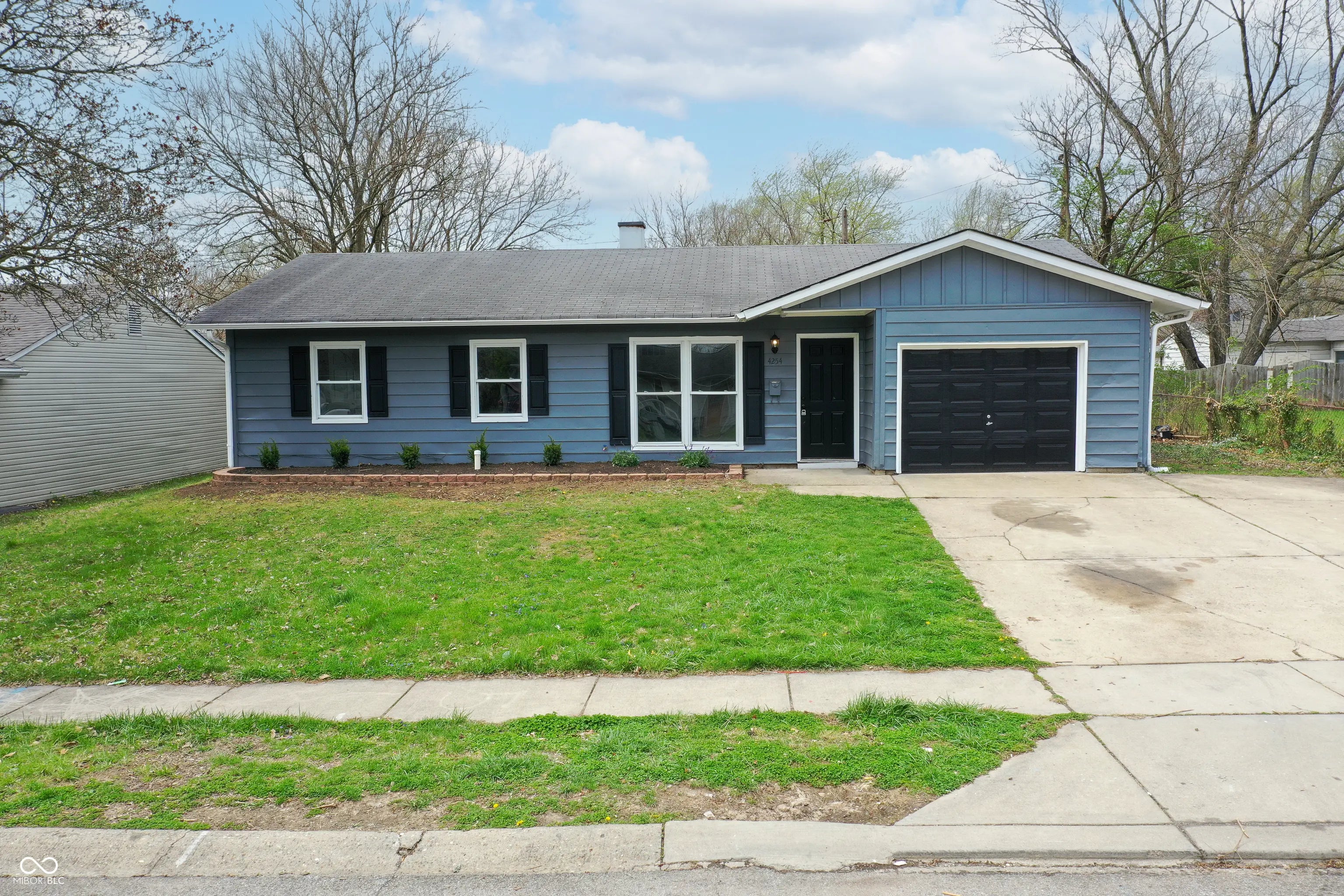Photo of 4254 Dubarry Road Indianapolis, IN 46226
