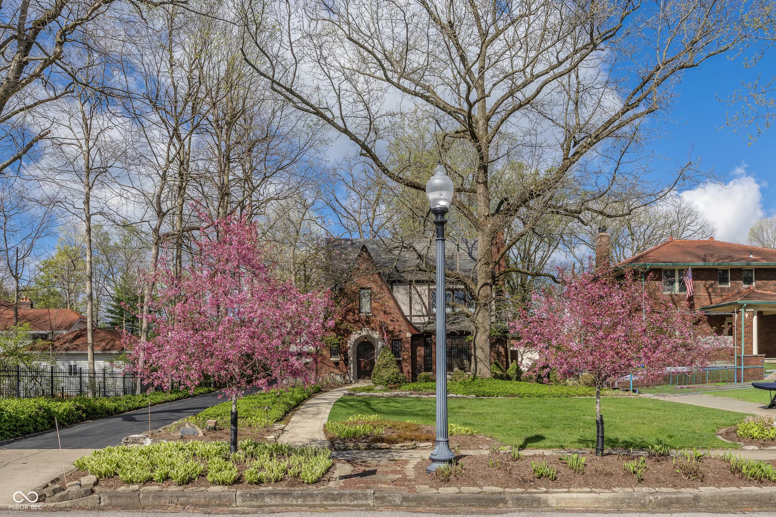 Photo of 5720 Carrollton Avenue Indianapolis, IN 46220