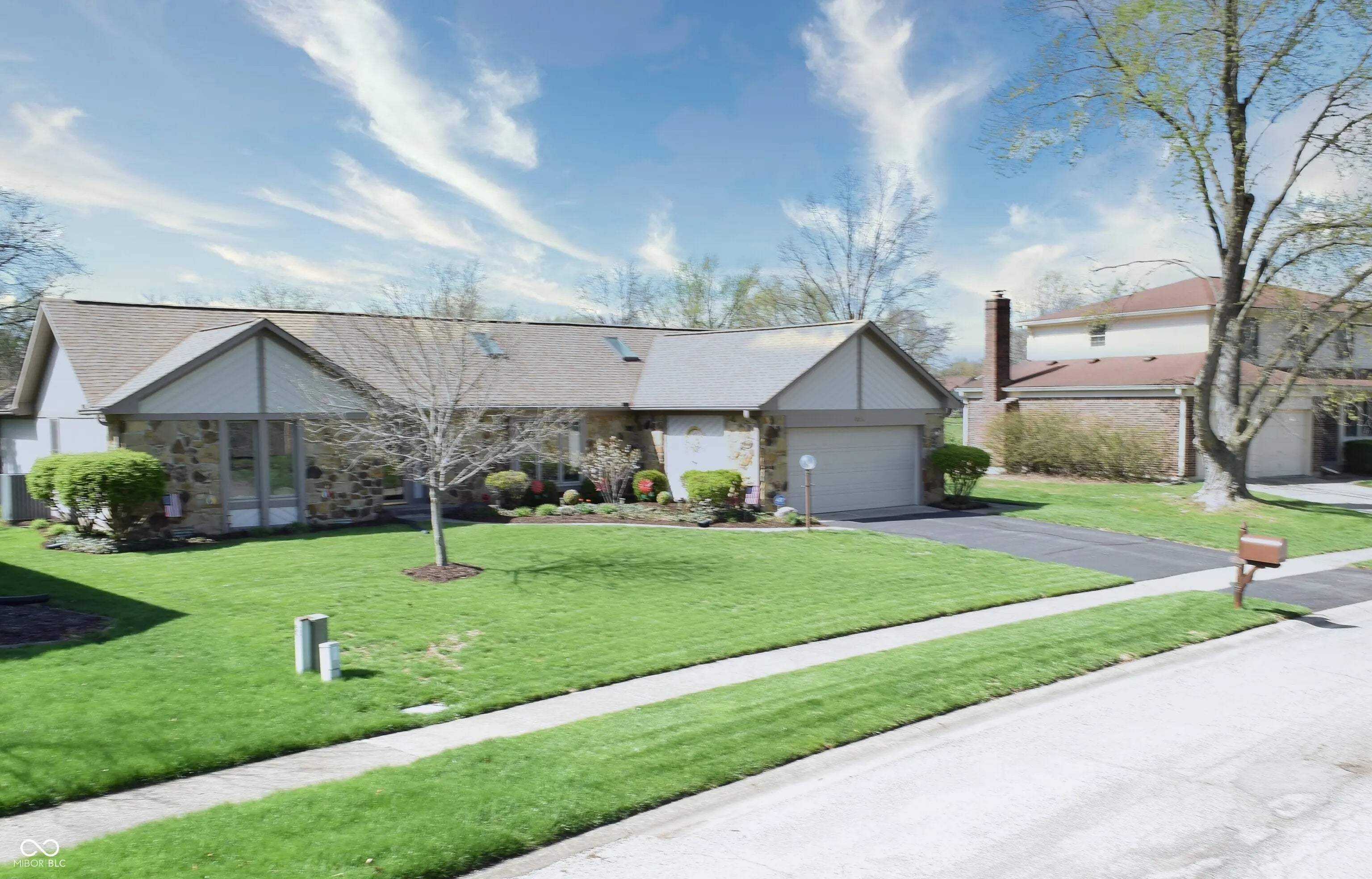 Photo of 8014 Bayview Point Indianapolis, IN 46256