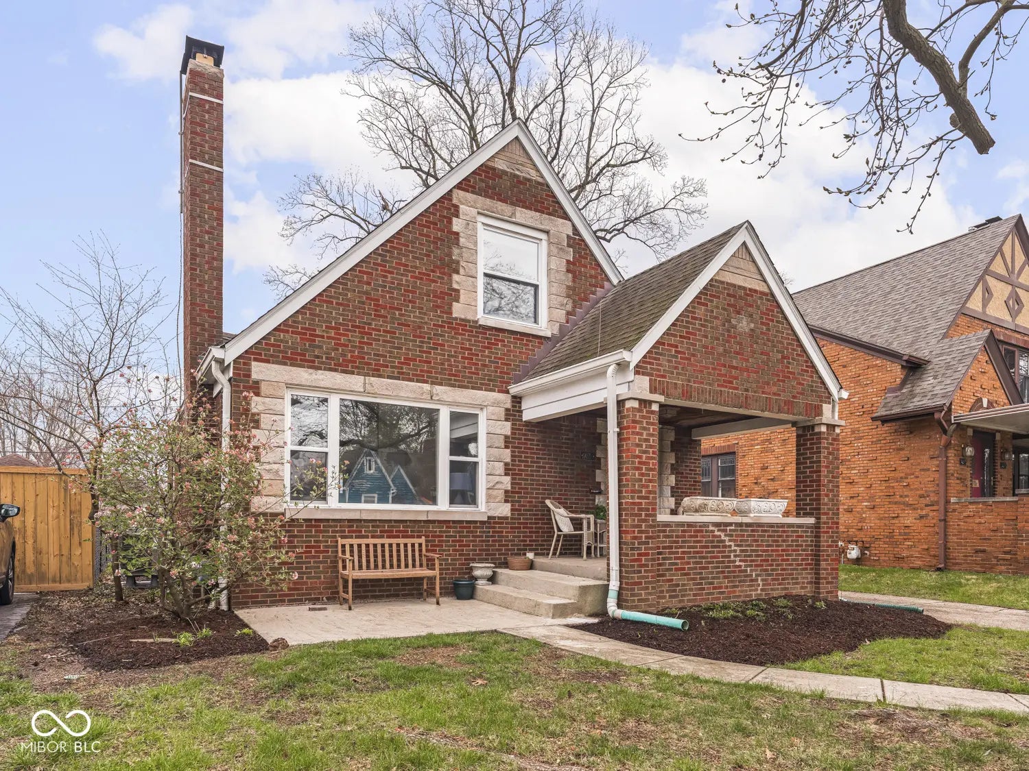 Photo of 1139 N Hawthorne Lane Indianapolis, IN 46219
