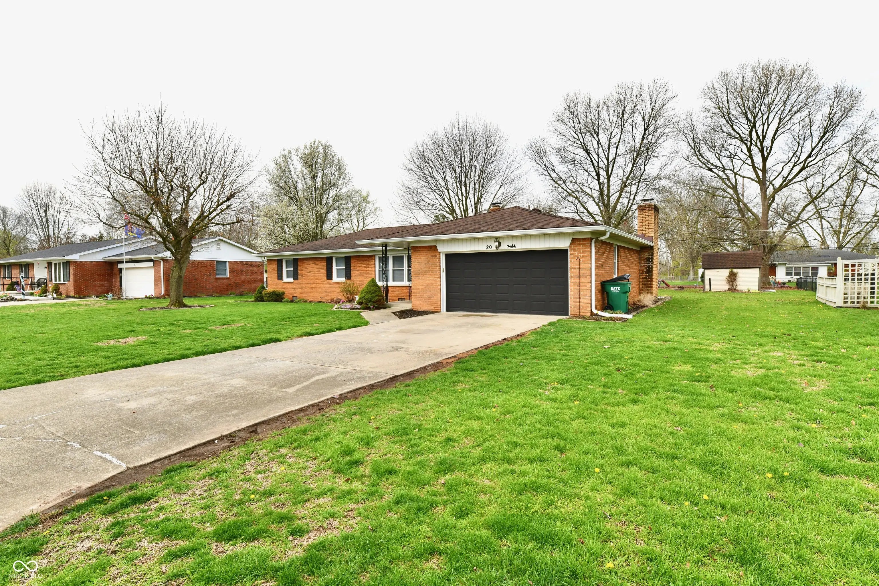 Photo of 20 Roselawn Avenue Brownsburg, IN 46112