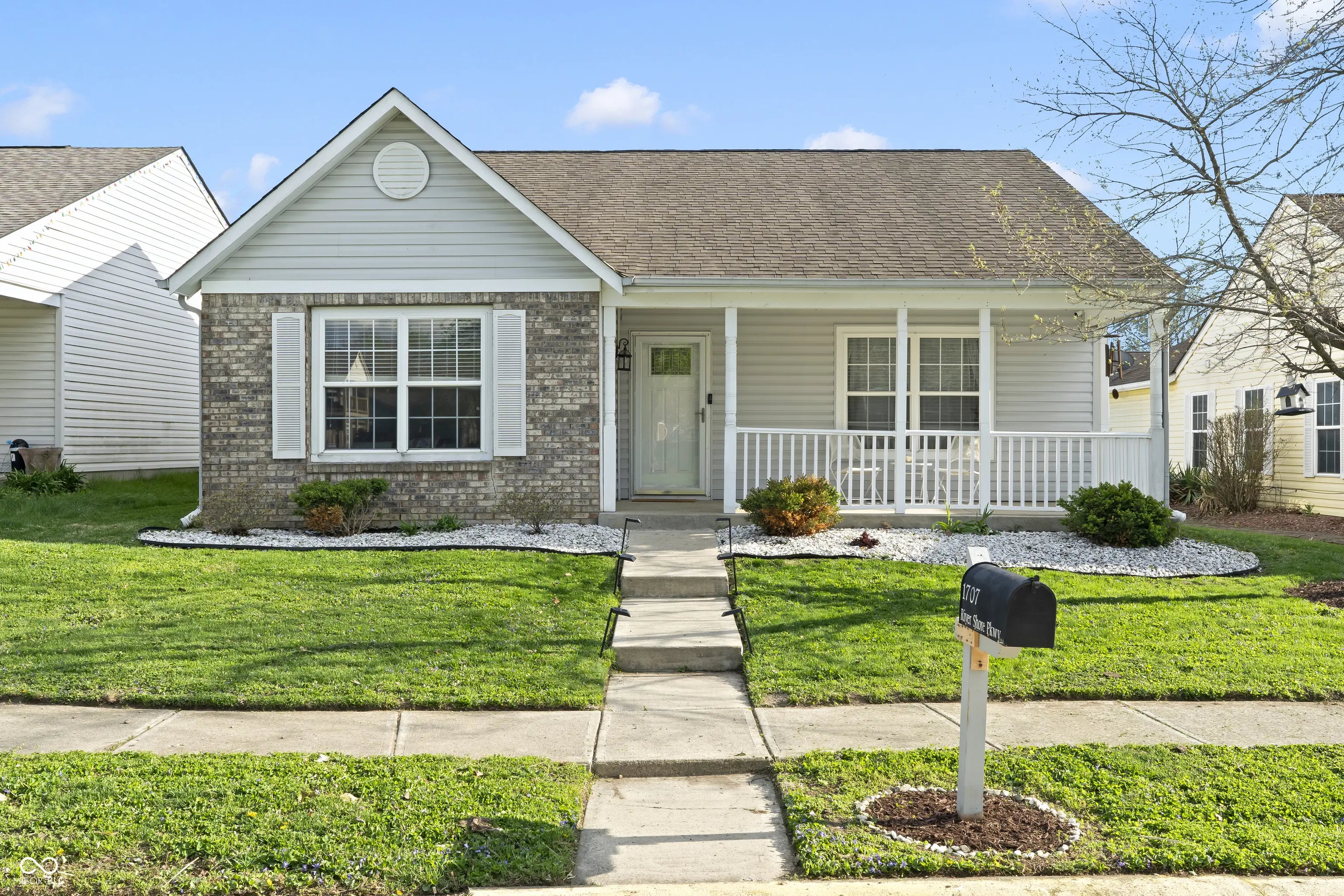 Photo of 1707 River Shore Parkway Indianapolis, IN 46208