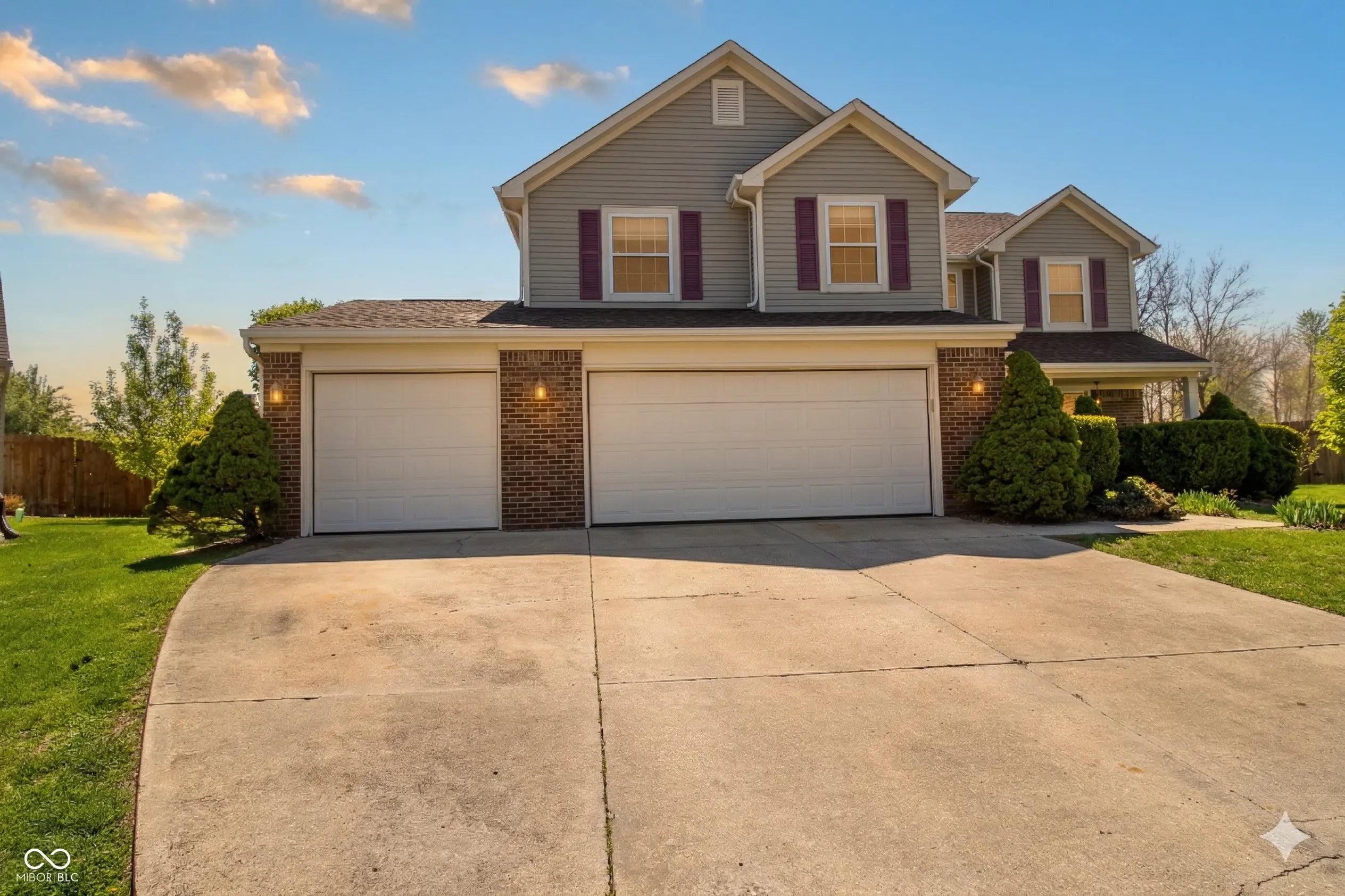 7133 Allegan Drive, Indianapolis