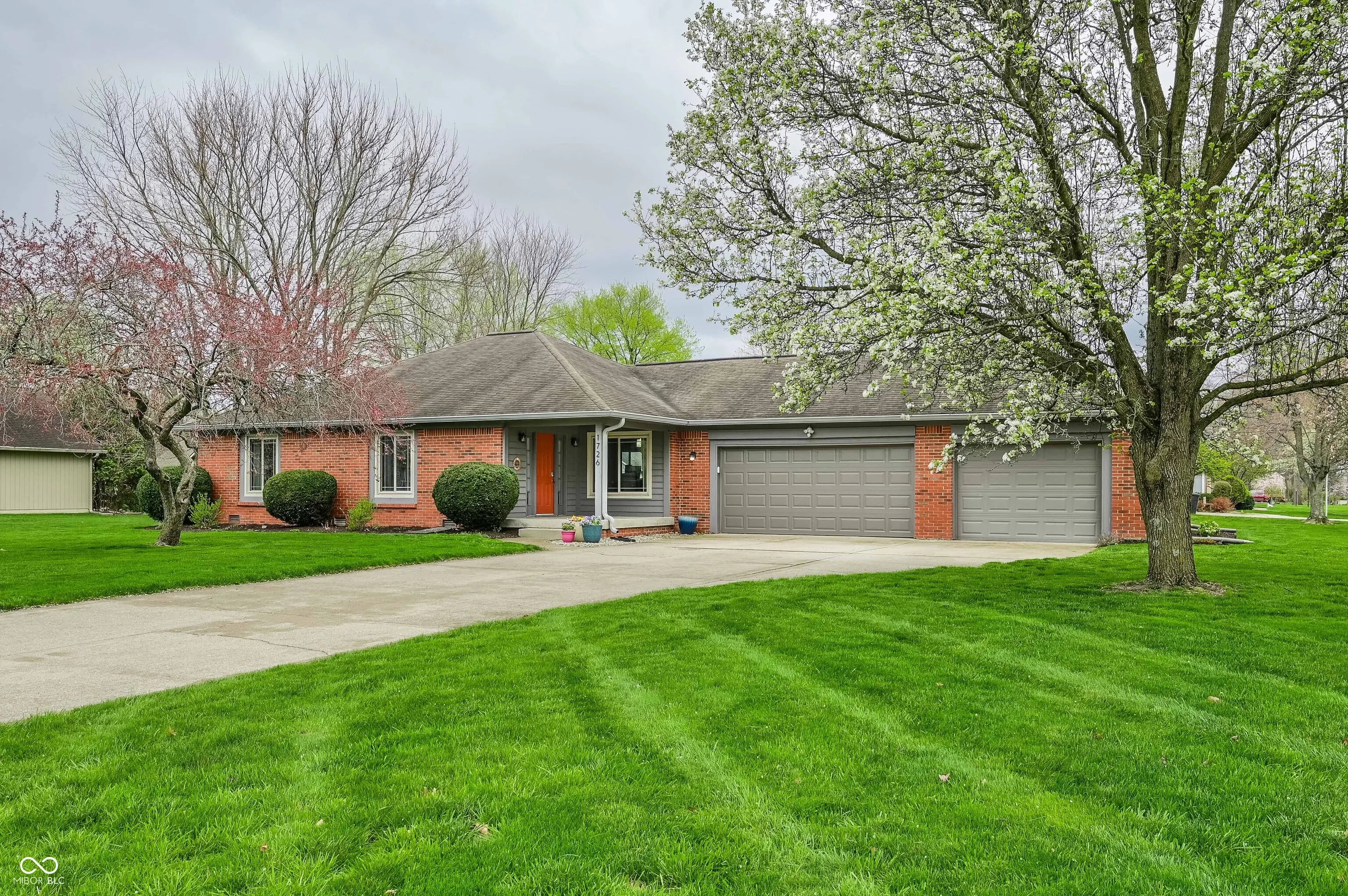 Photo of 1726 Valley Brook Drive Indianapolis, IN 46229