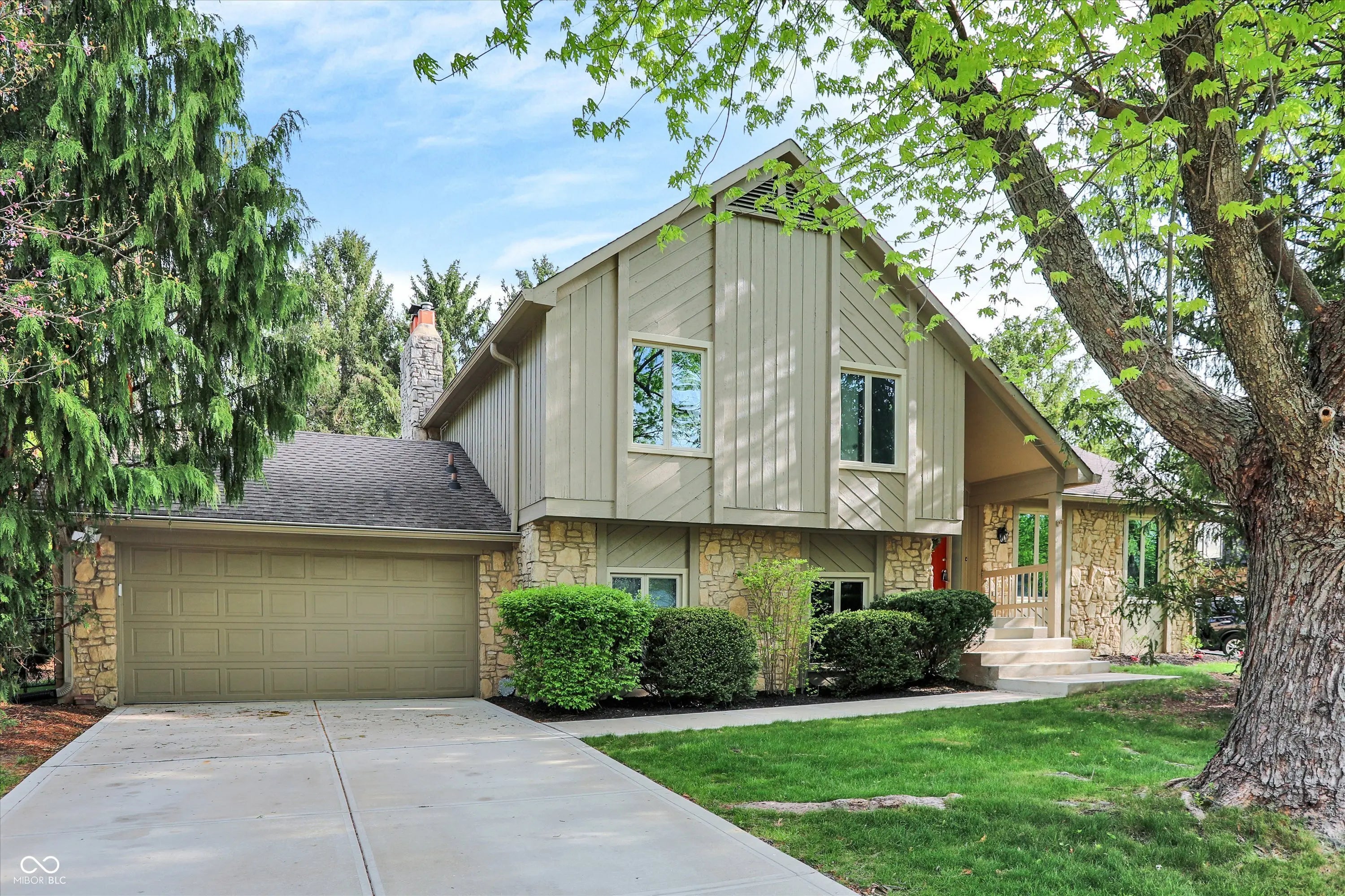 Photo of 1176 Driftwood Drive Carmel, IN 46033