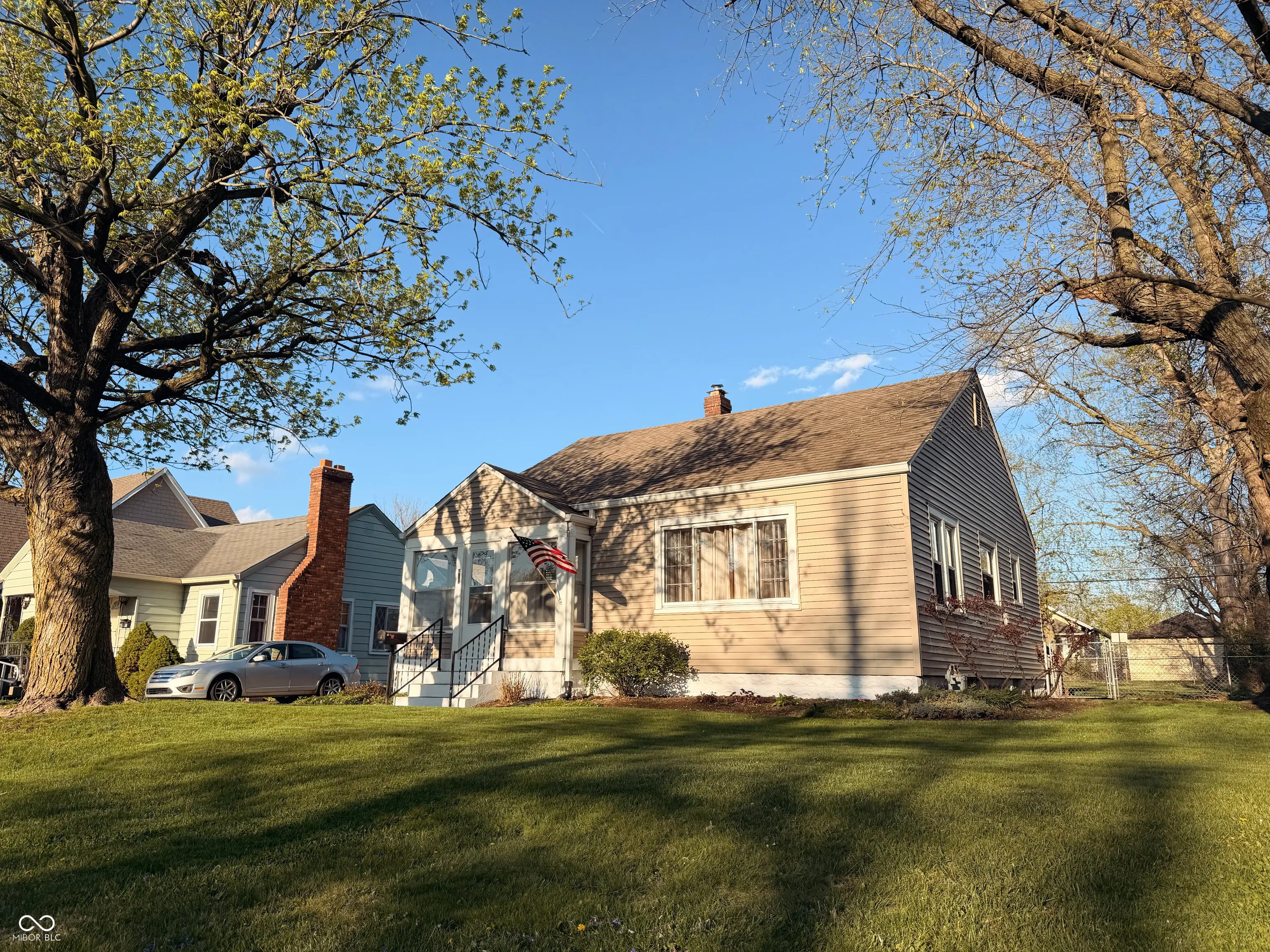 Photo of 415 N 18th Avenue Beech Grove, IN 46107