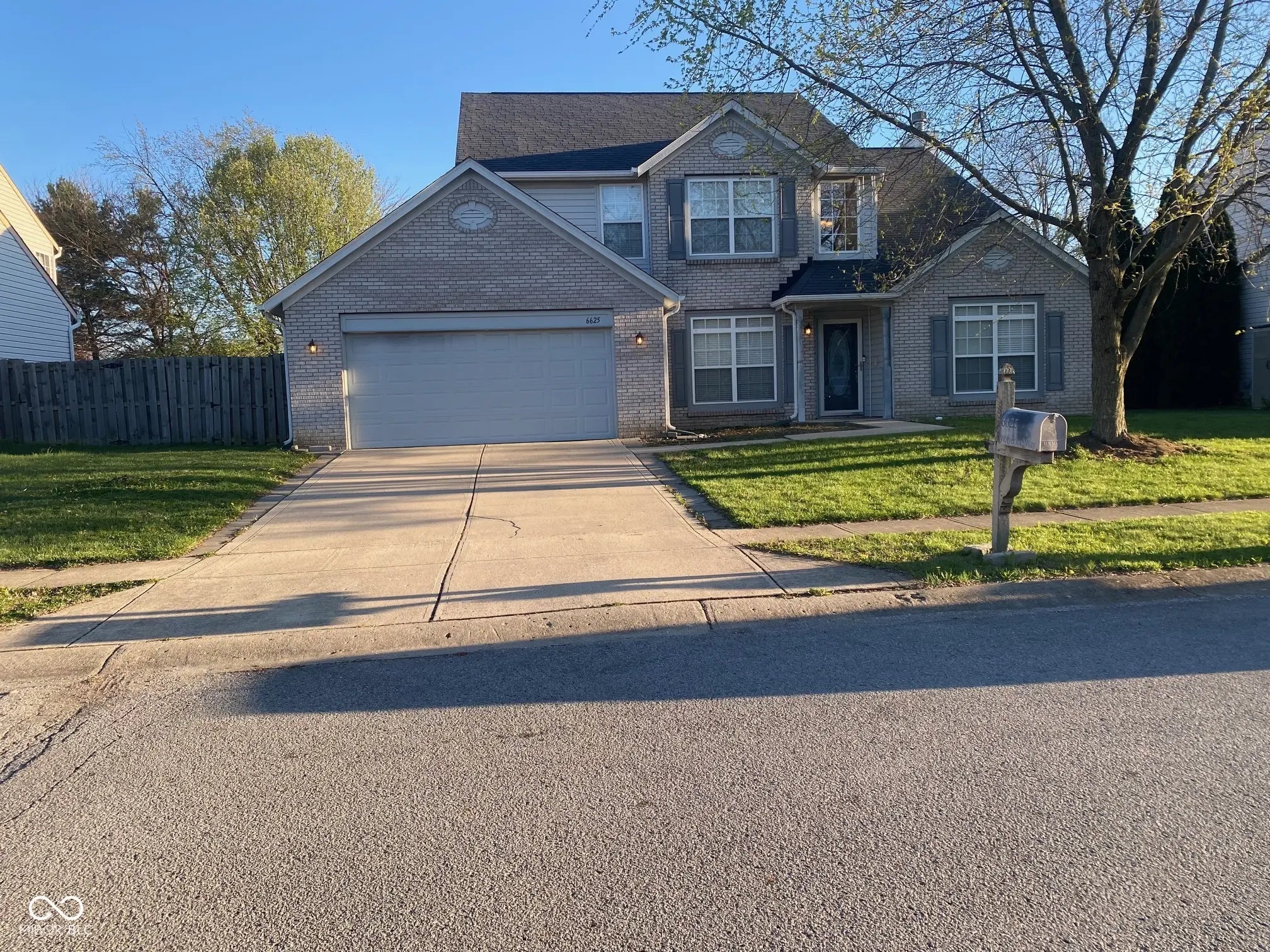 Photo of 6625 Wolverine Way Indianapolis, IN 46237