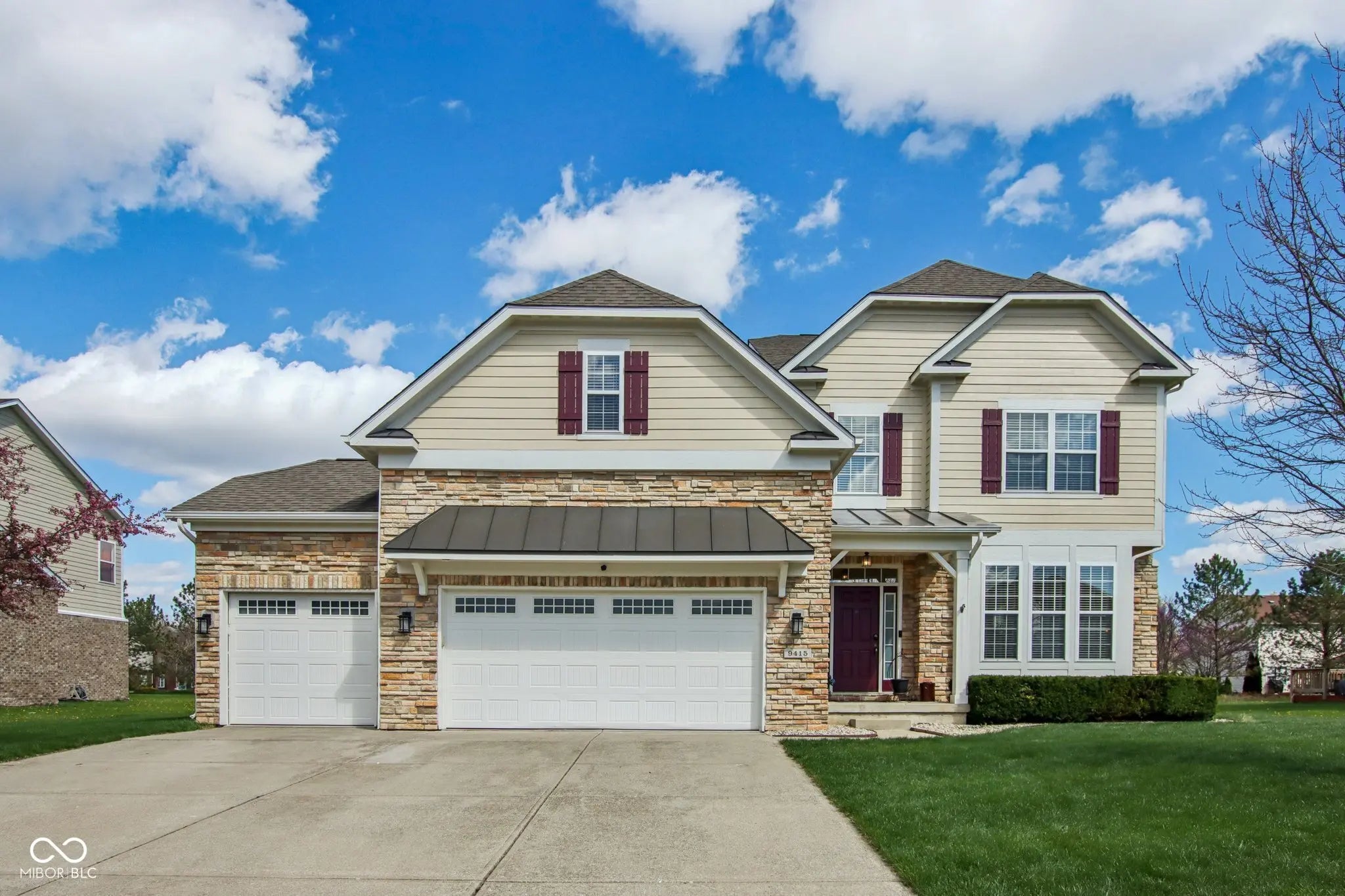 Photo of 9415 Woodslake Drive Indianapolis, IN 46278