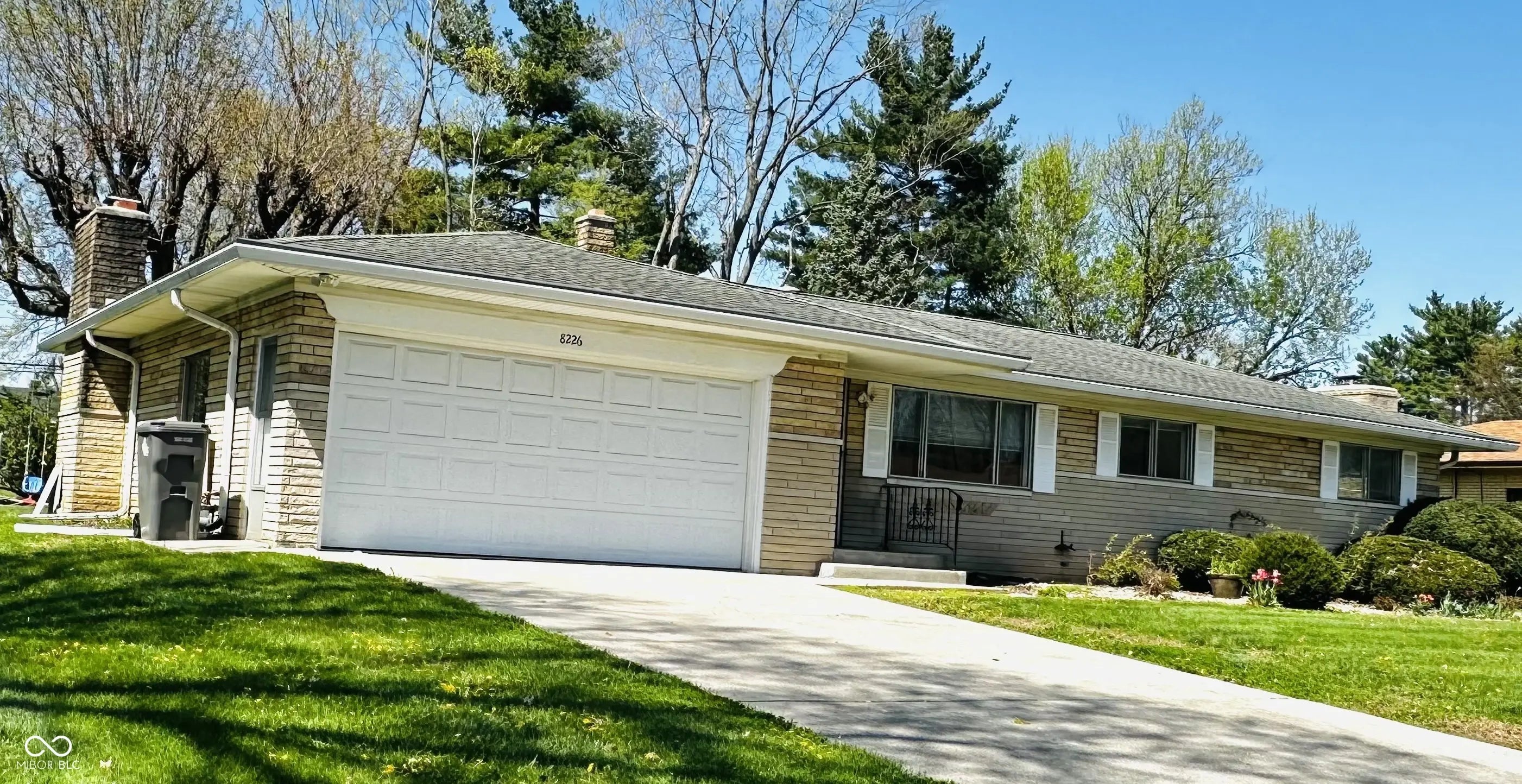 8226 Laura Lynne Lane, Indianapolis