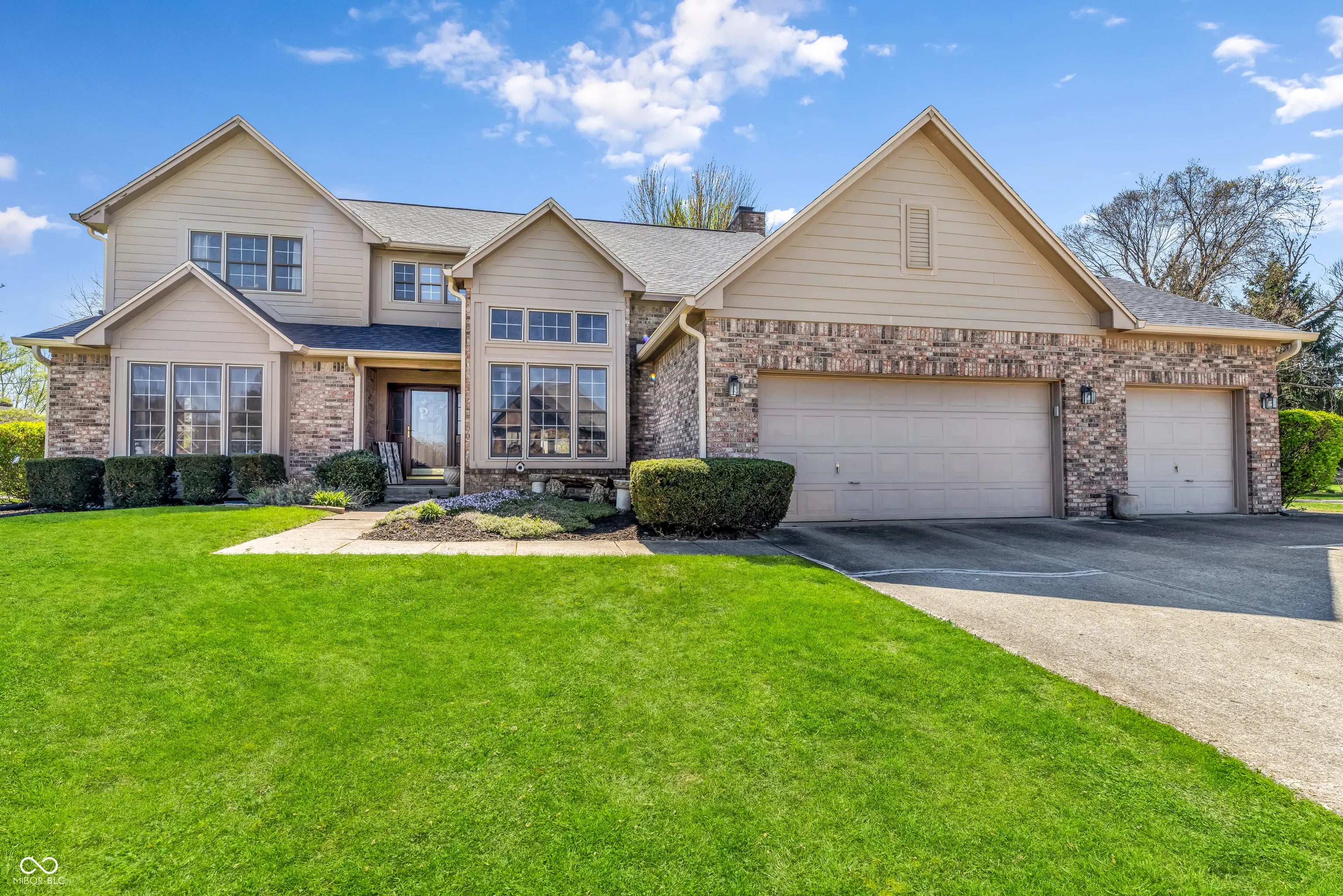 Photo of 12231 Geist Cove Drive Indianapolis, IN 46236
