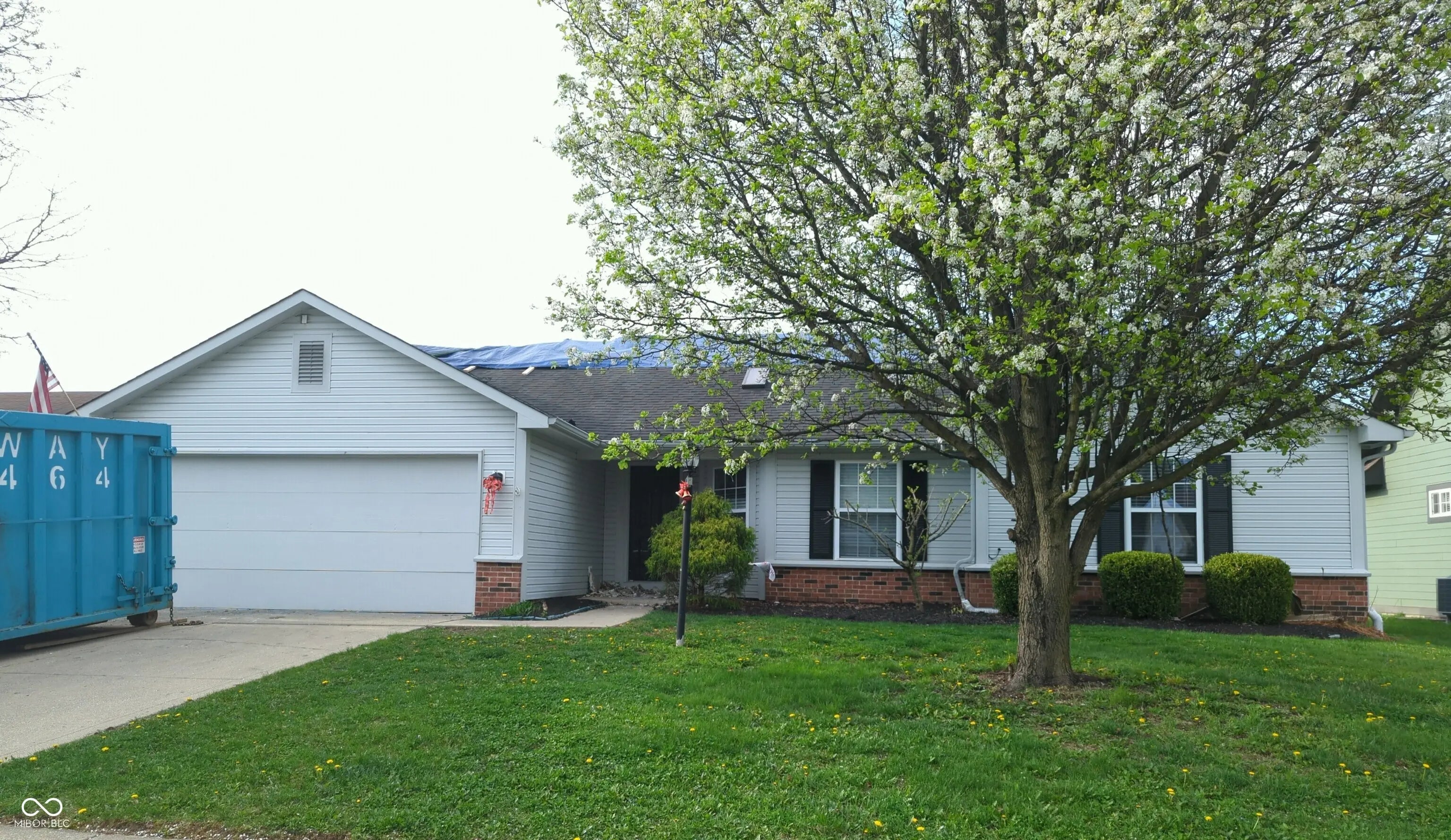 Photo of 12115 Mockernut Court Indianapolis, IN 46236