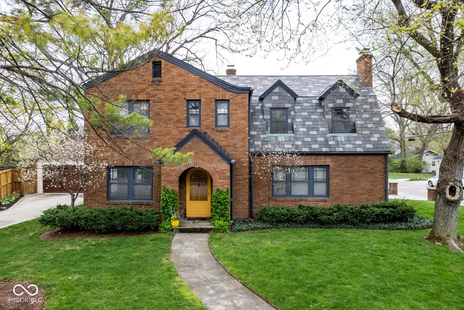 Photo of 5703 Broadway Street Indianapolis, IN 46220