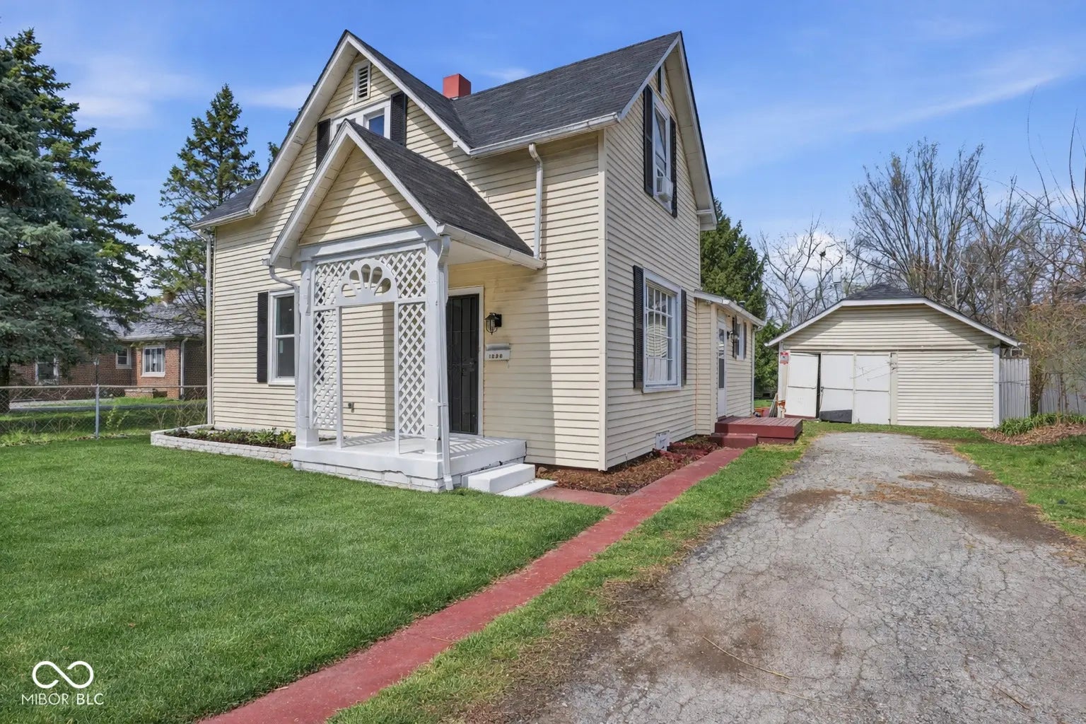 Photo of 1228 E Perry Street Indianapolis, IN 46227