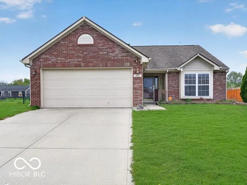 Photo of 8625 Baypointe Drive Avon, IN 46123