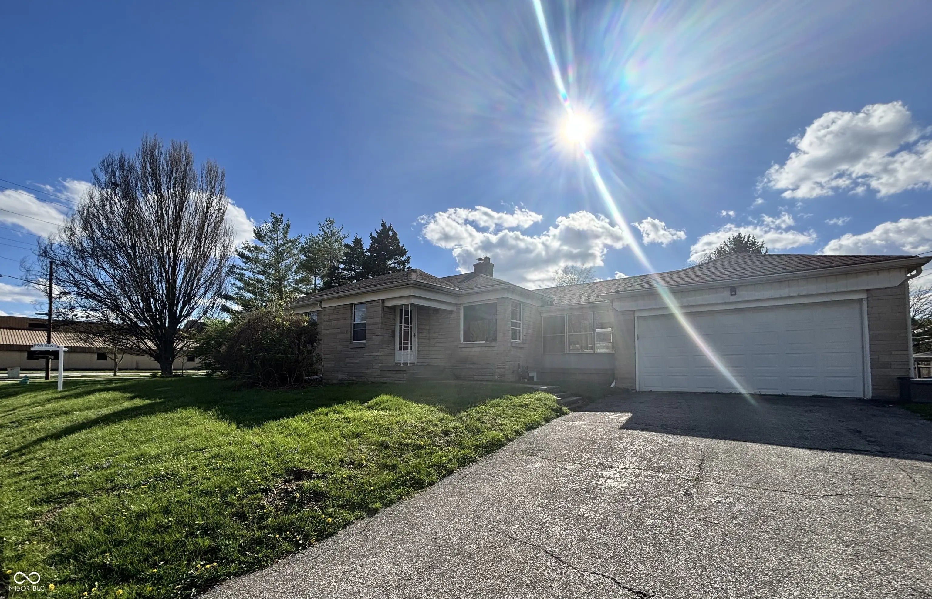 402 W 52nd Street, Indianapolis