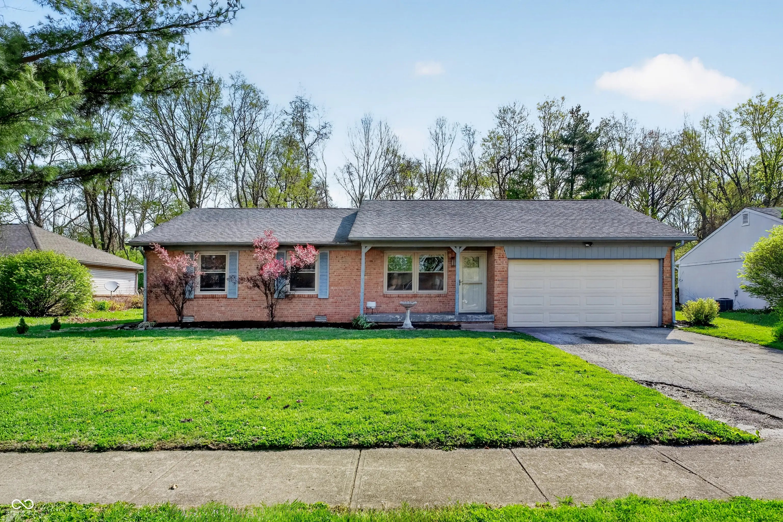 7601 Venetian Way, Indianapolis