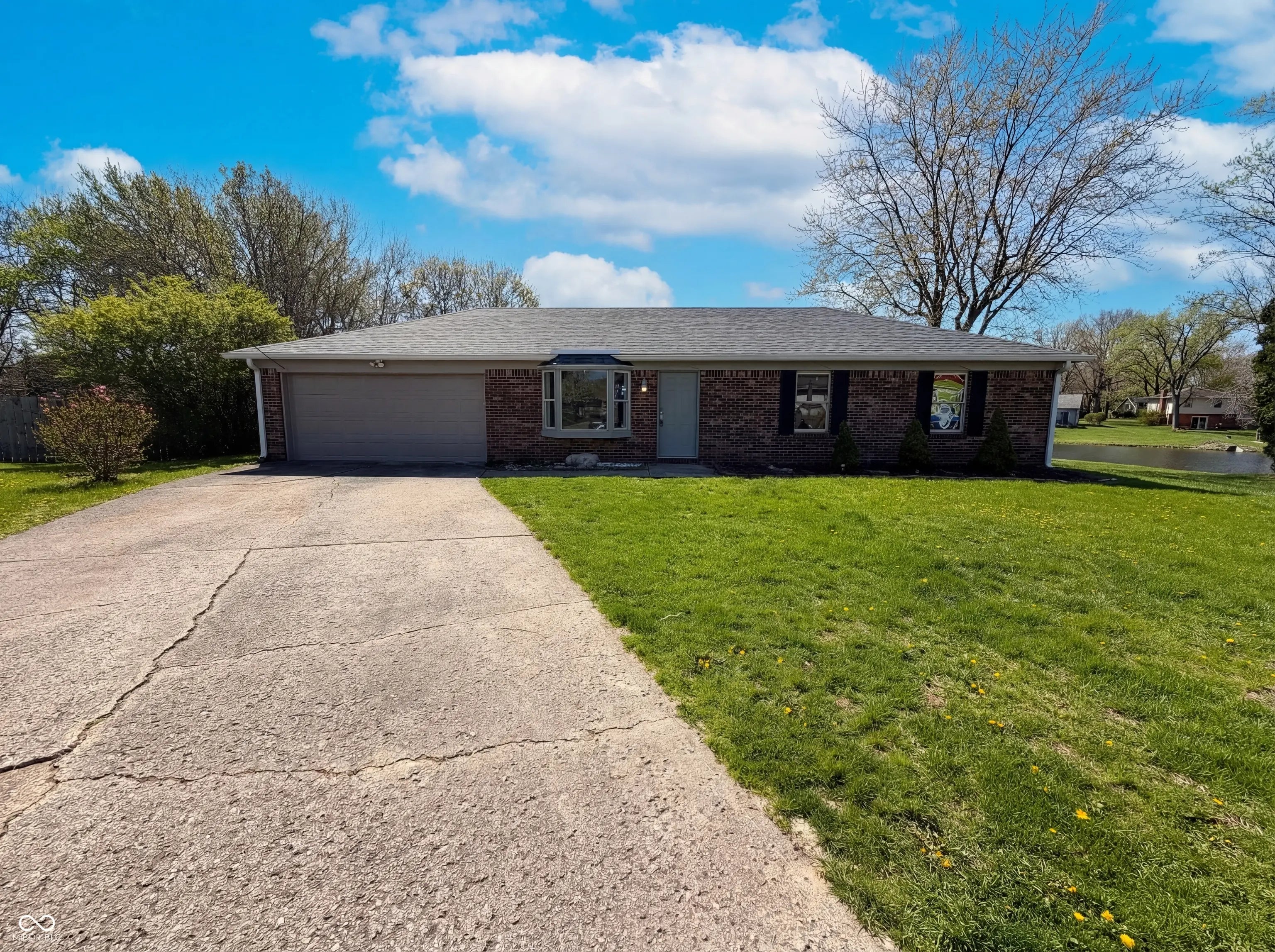 8833 Deer Run Court, Indianapolis