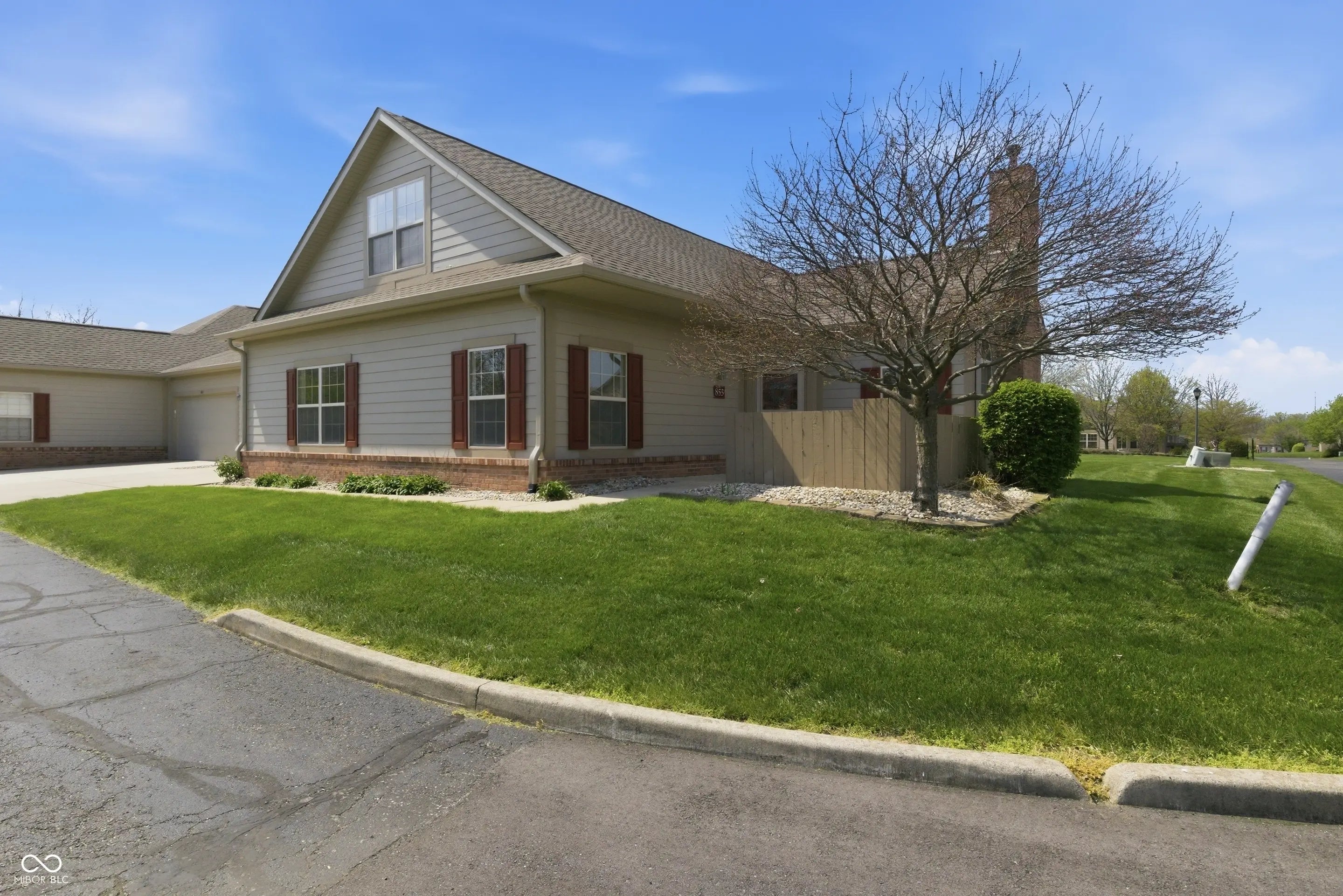 Photo of 855 Gazebo Way Greenwood, IN 46142