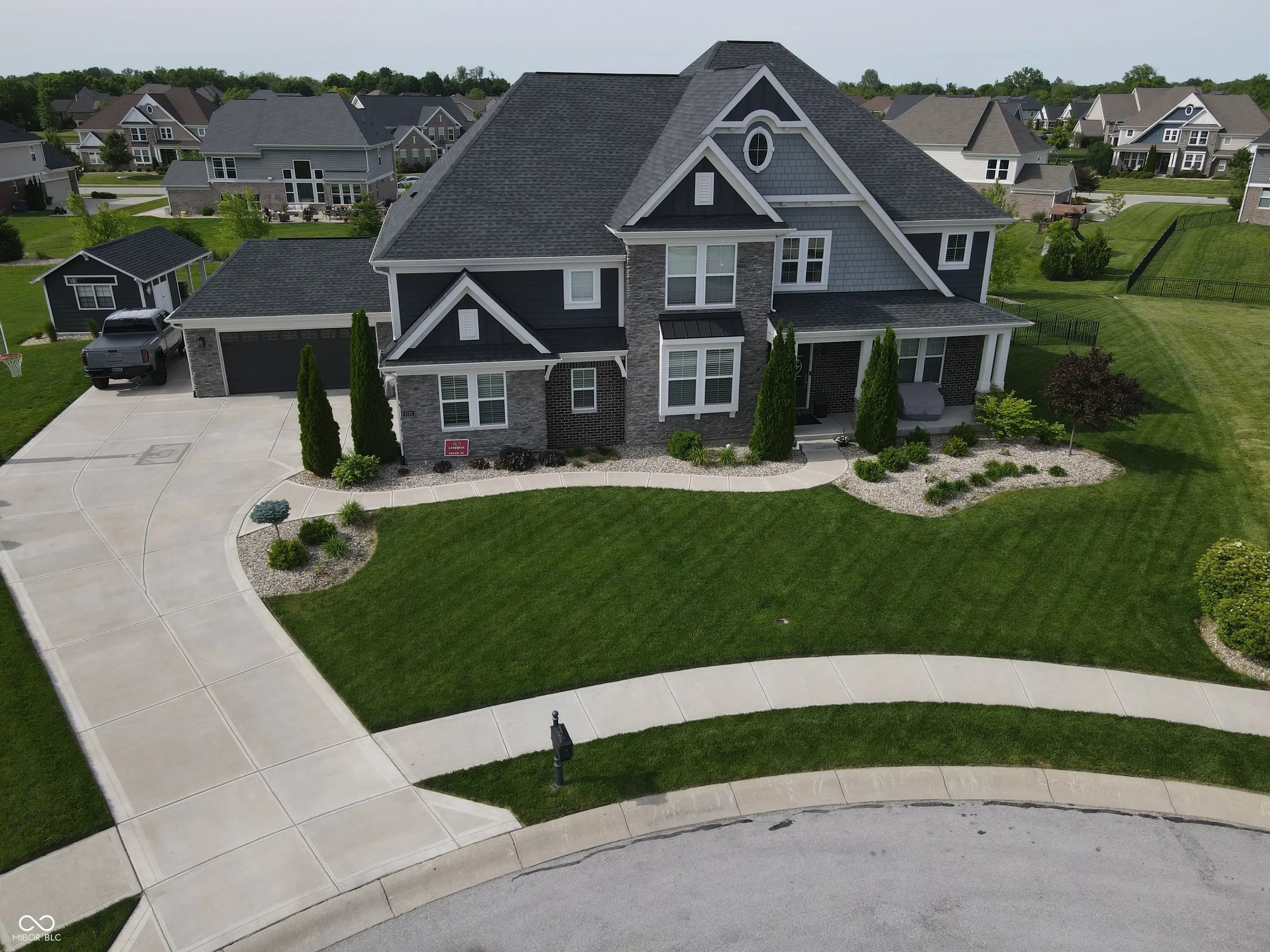 5732 Lake Bend Court, Bargersville