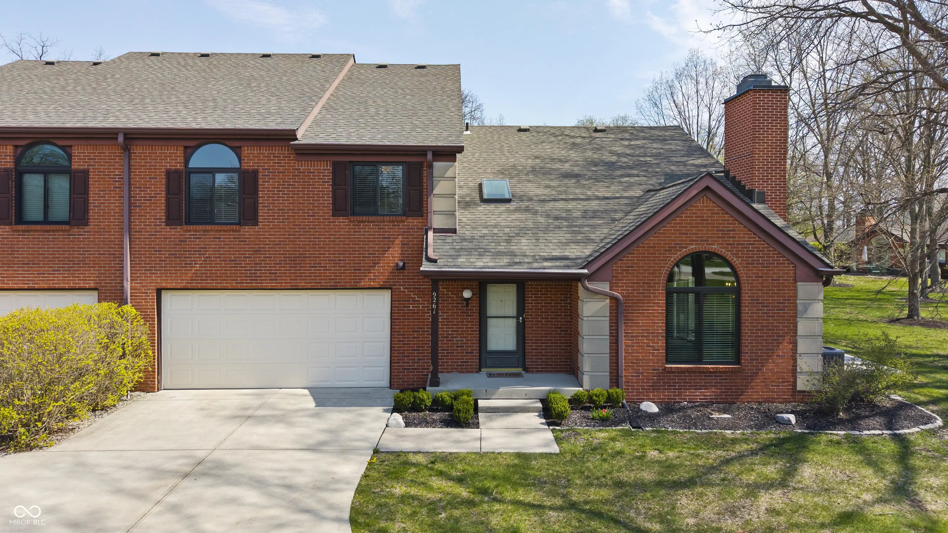 9261 Golden Leaf Way, Indianapolis