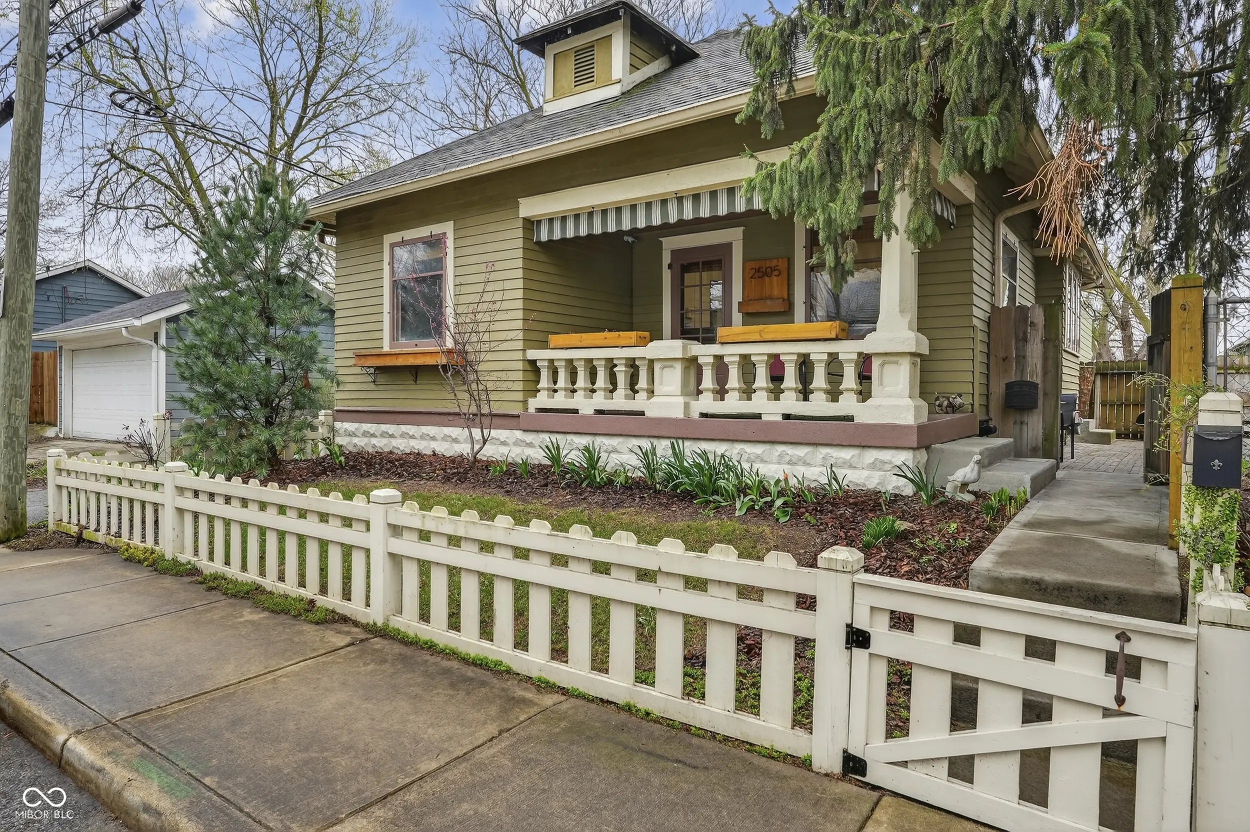 Photo of 2505 E Saint Clair Street Indianapolis, IN 46201