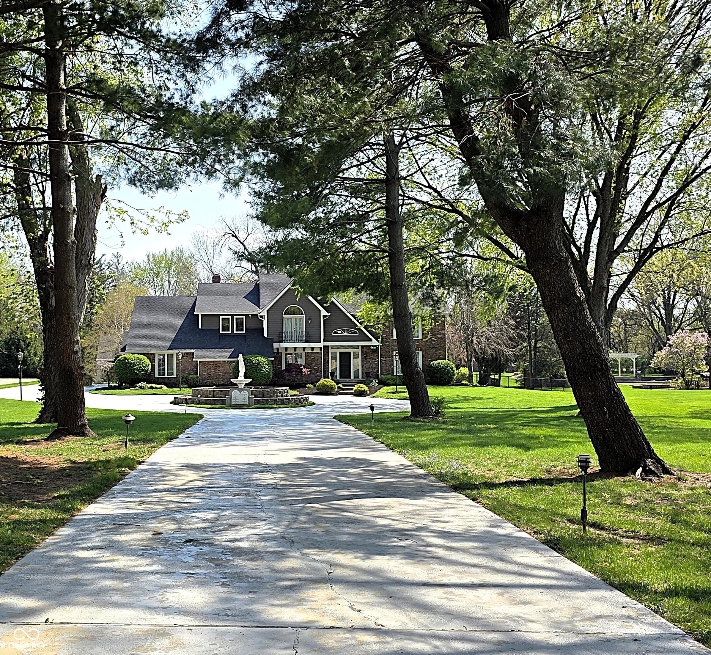 Photo of 115 Jordan Road Indianapolis, IN 46217