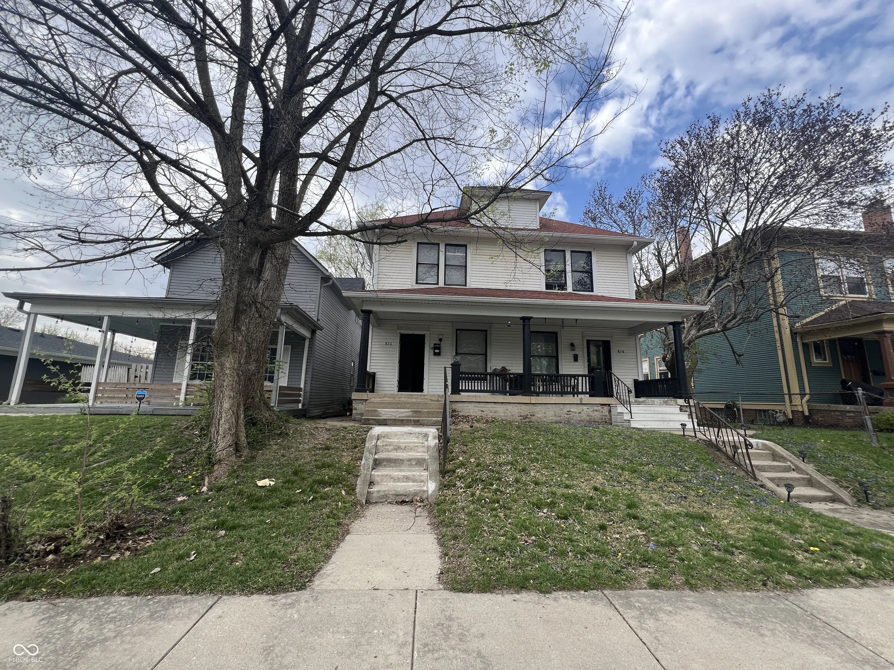 Photo of 826 N Beville Avenue Indianapolis, IN 46201