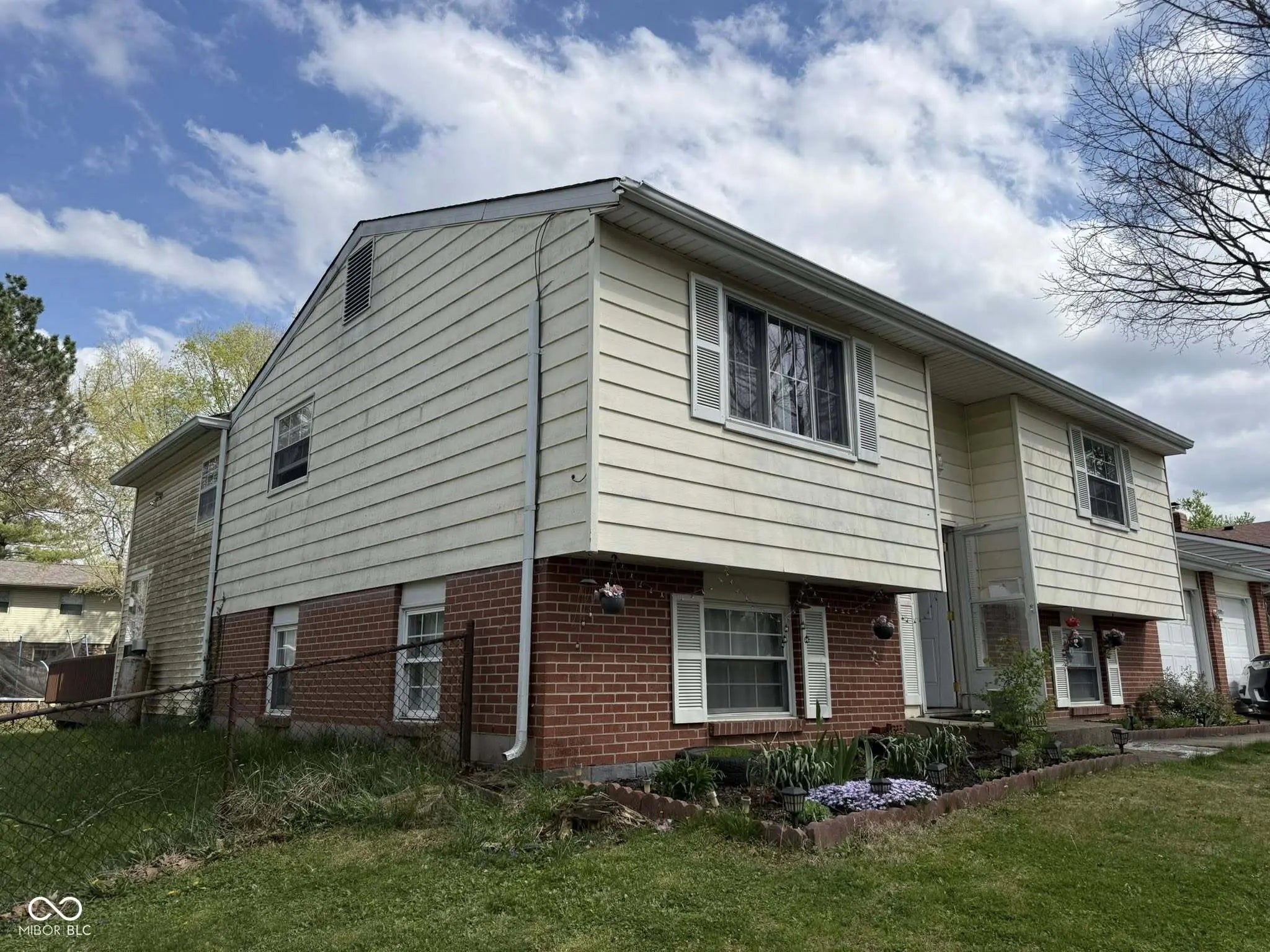 7633 Snowflake Drive, Indianapolis