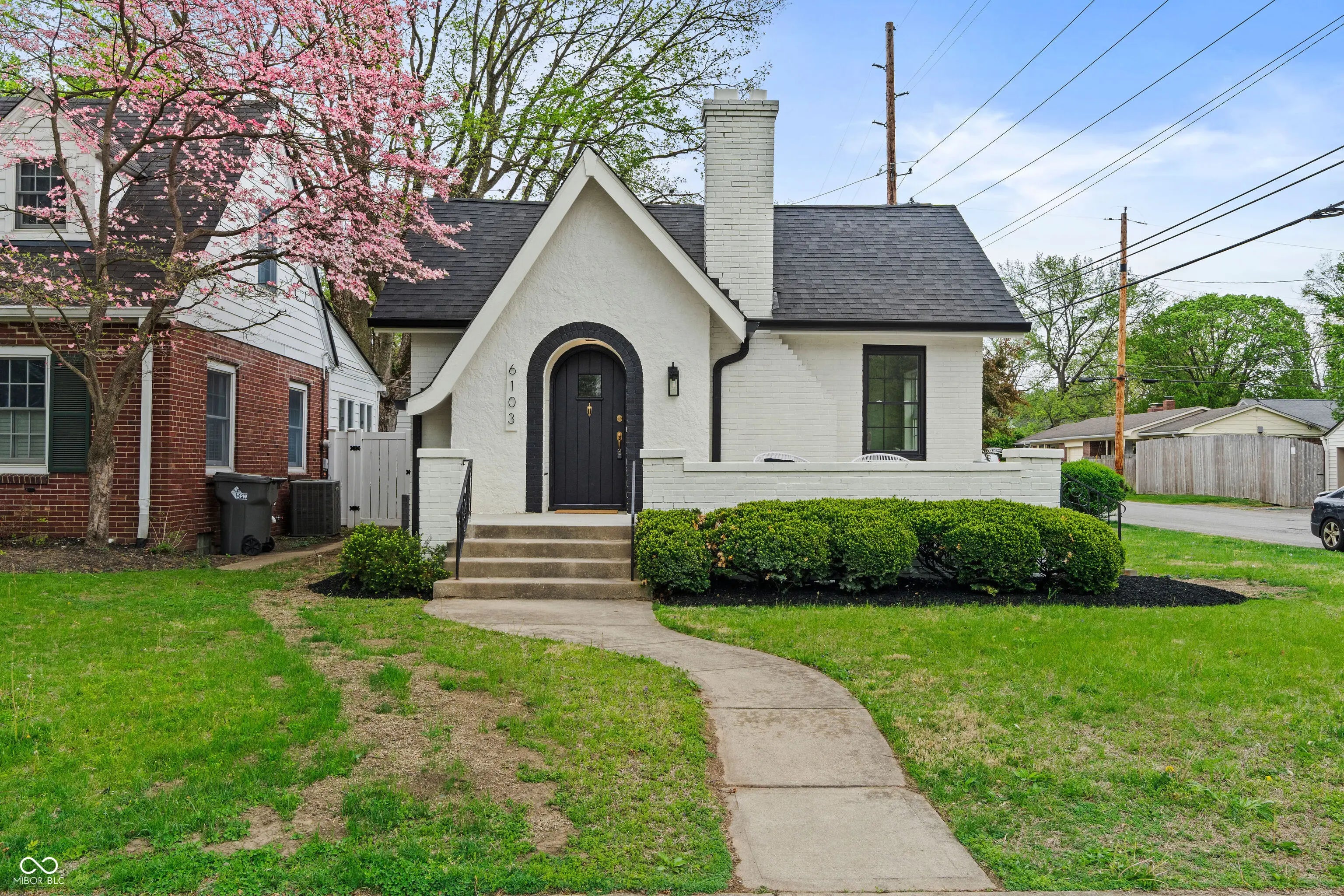 Photo of 6103 Indianola Avenue Indianapolis, IN 46220