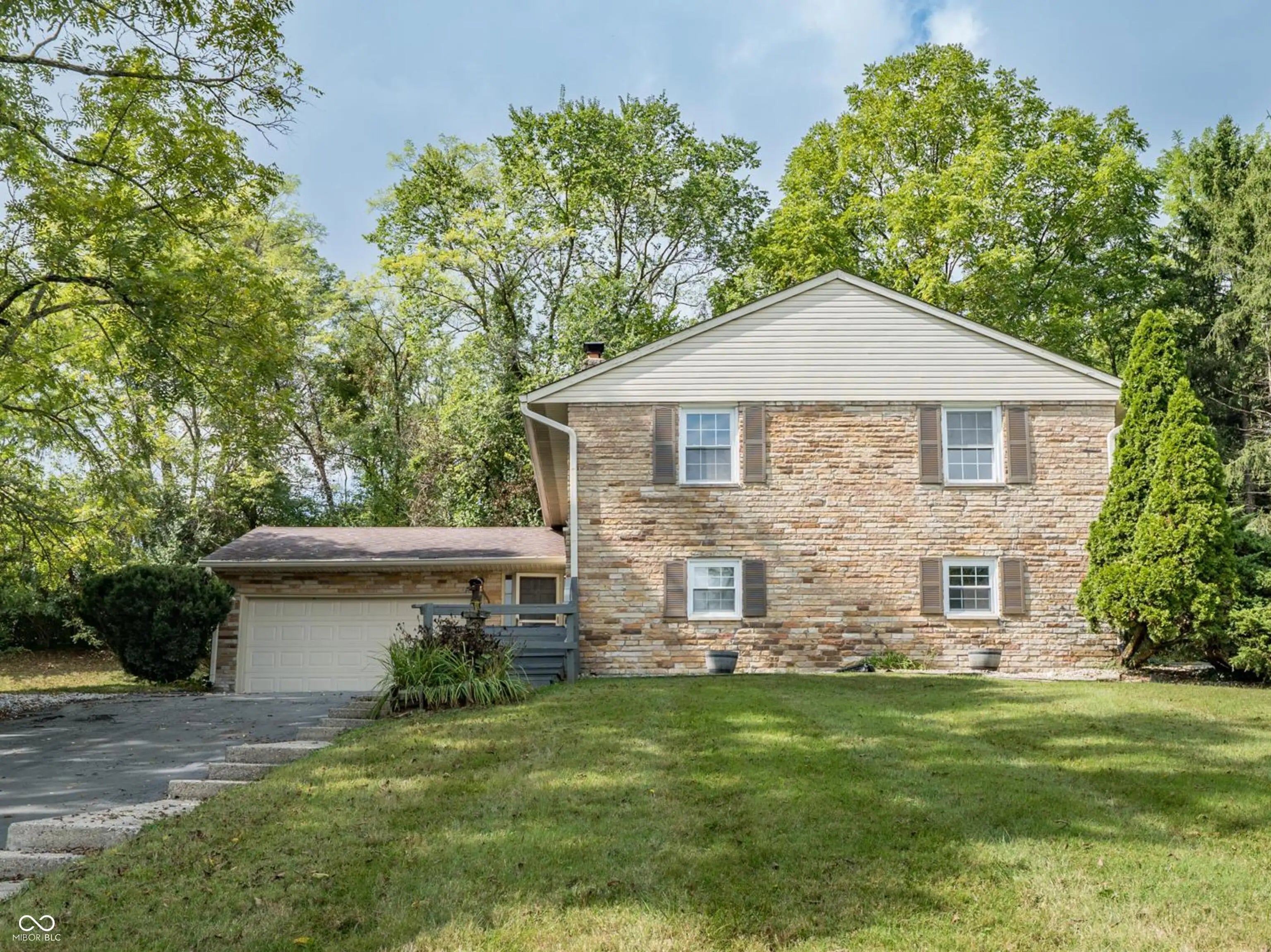 Photo of 6824 Sargent Road Indianapolis, IN 46256