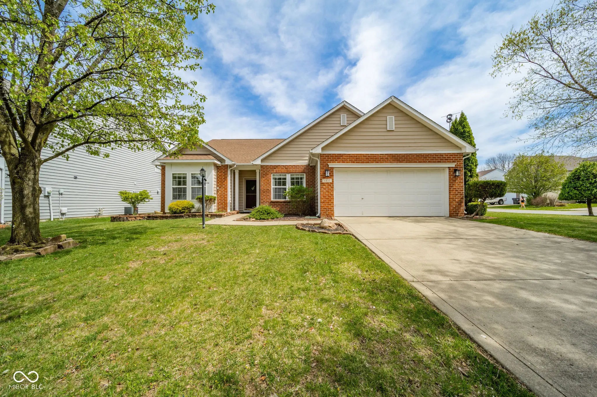 5437 Basin Park Drive, Indianapolis