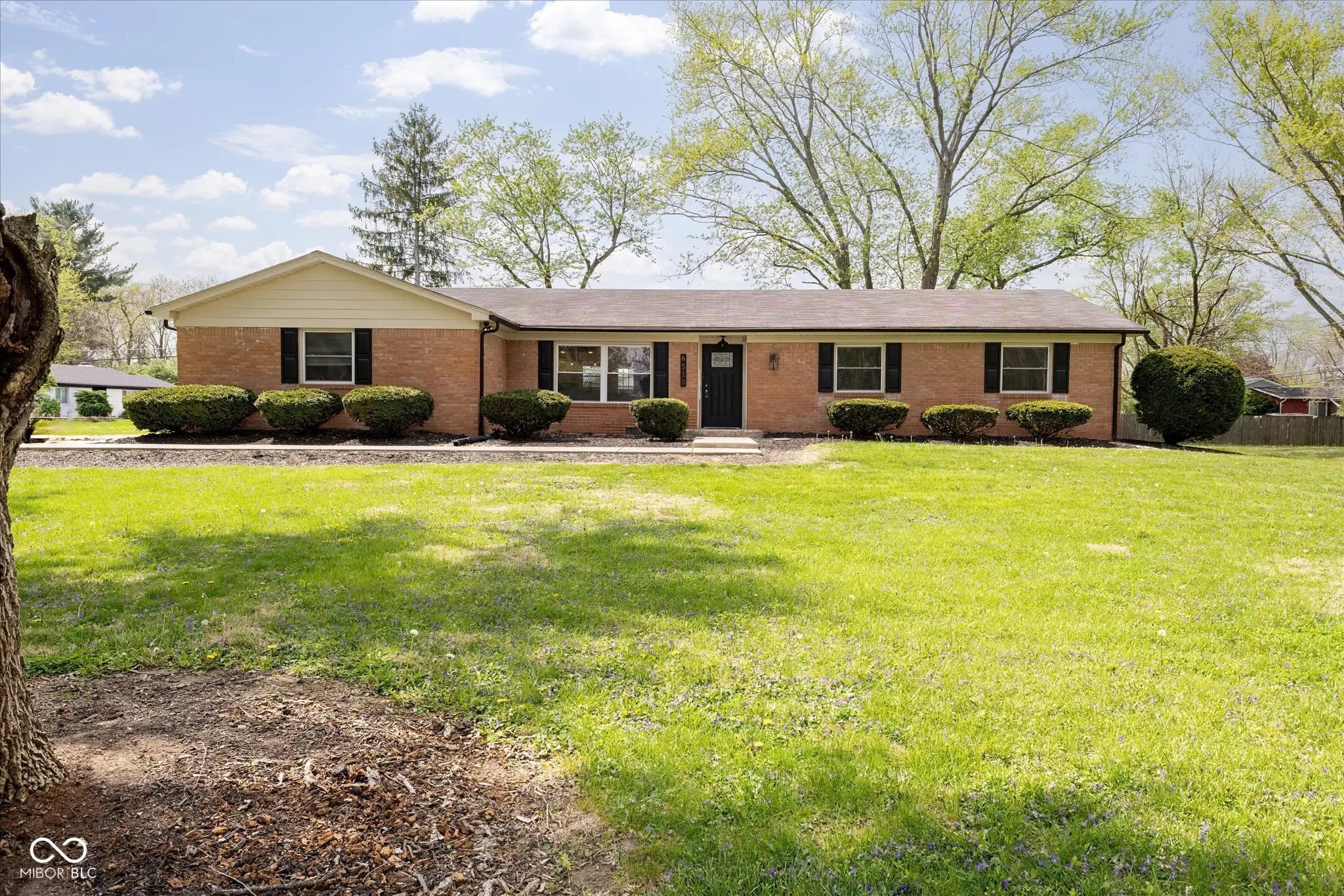 Photo of 6528 Grandview Drive Indianapolis, IN 46260