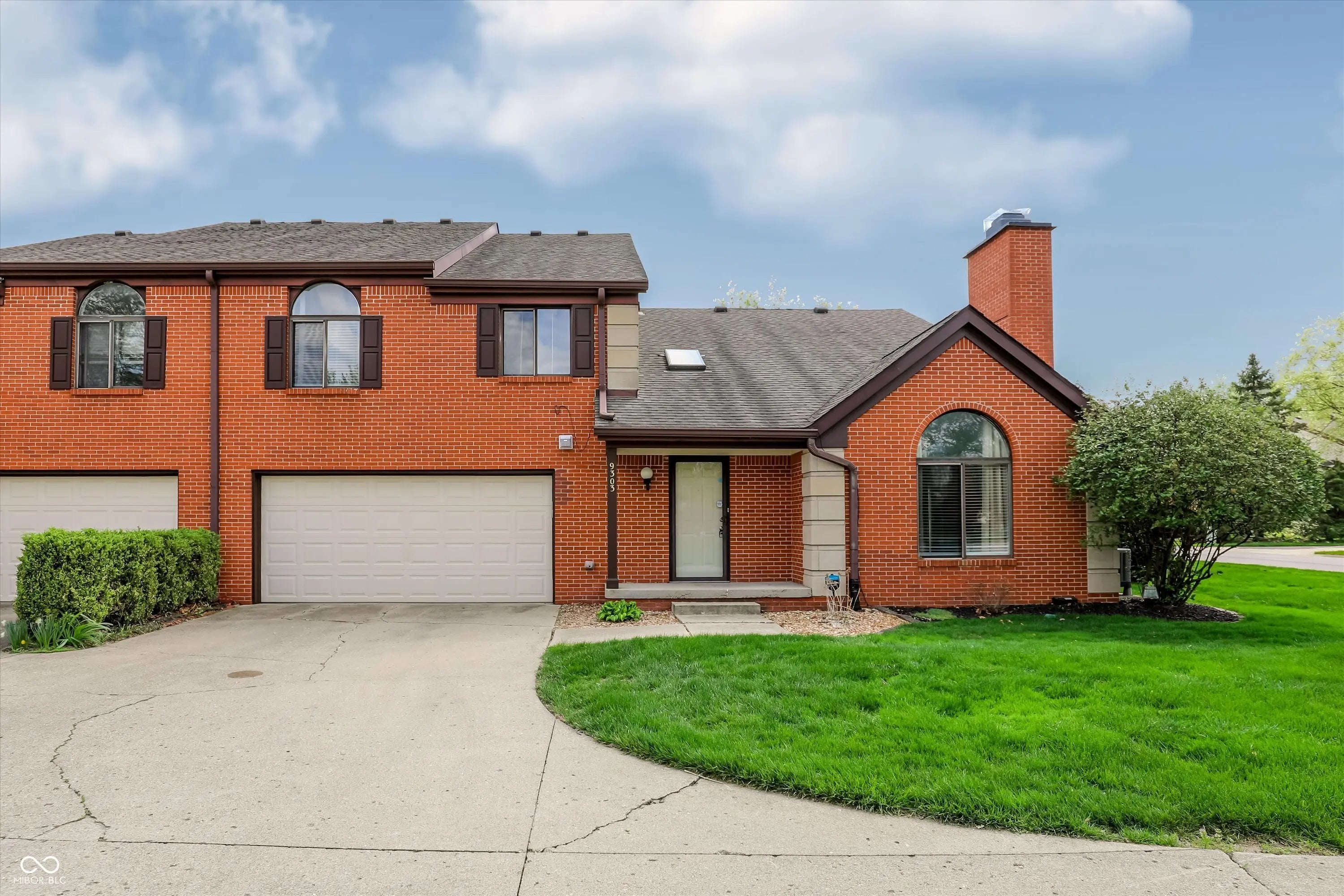 9303 Golden Oaks W, Indianapolis