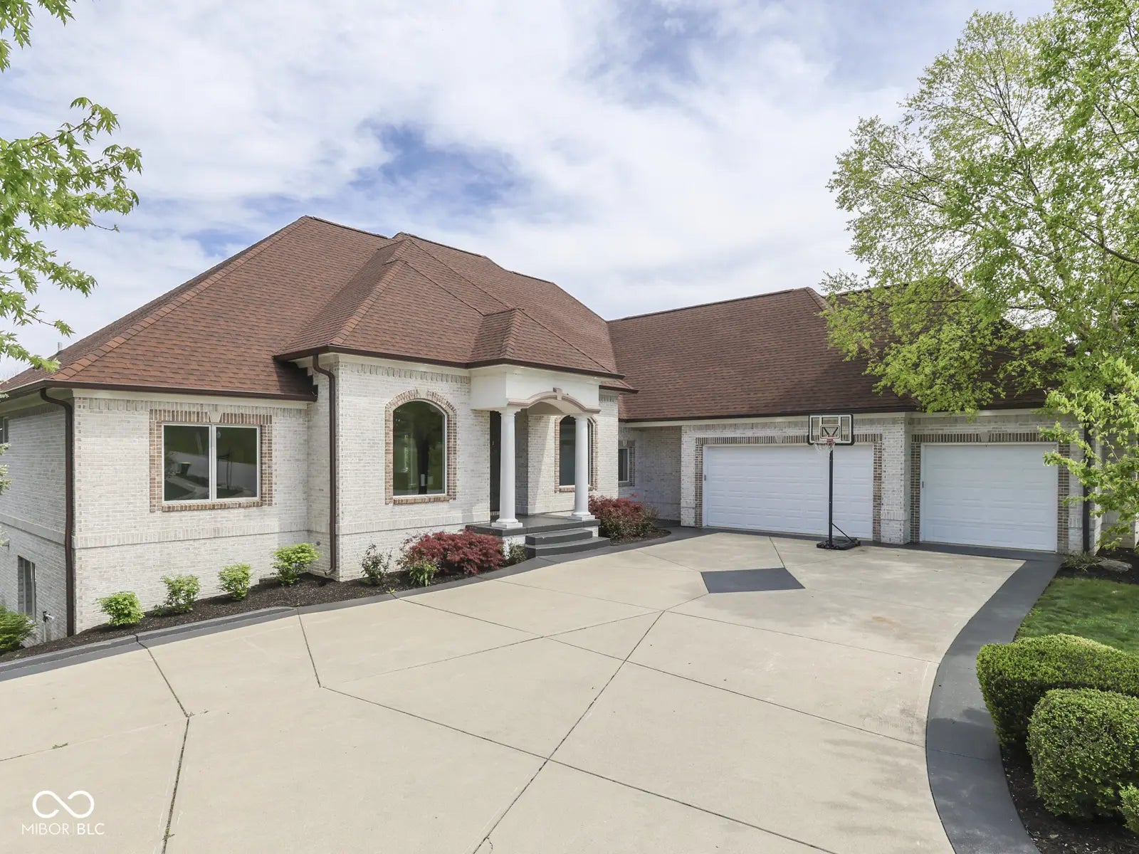 Photo of 5192 Chancery Boulevard Greenwood, IN 46143