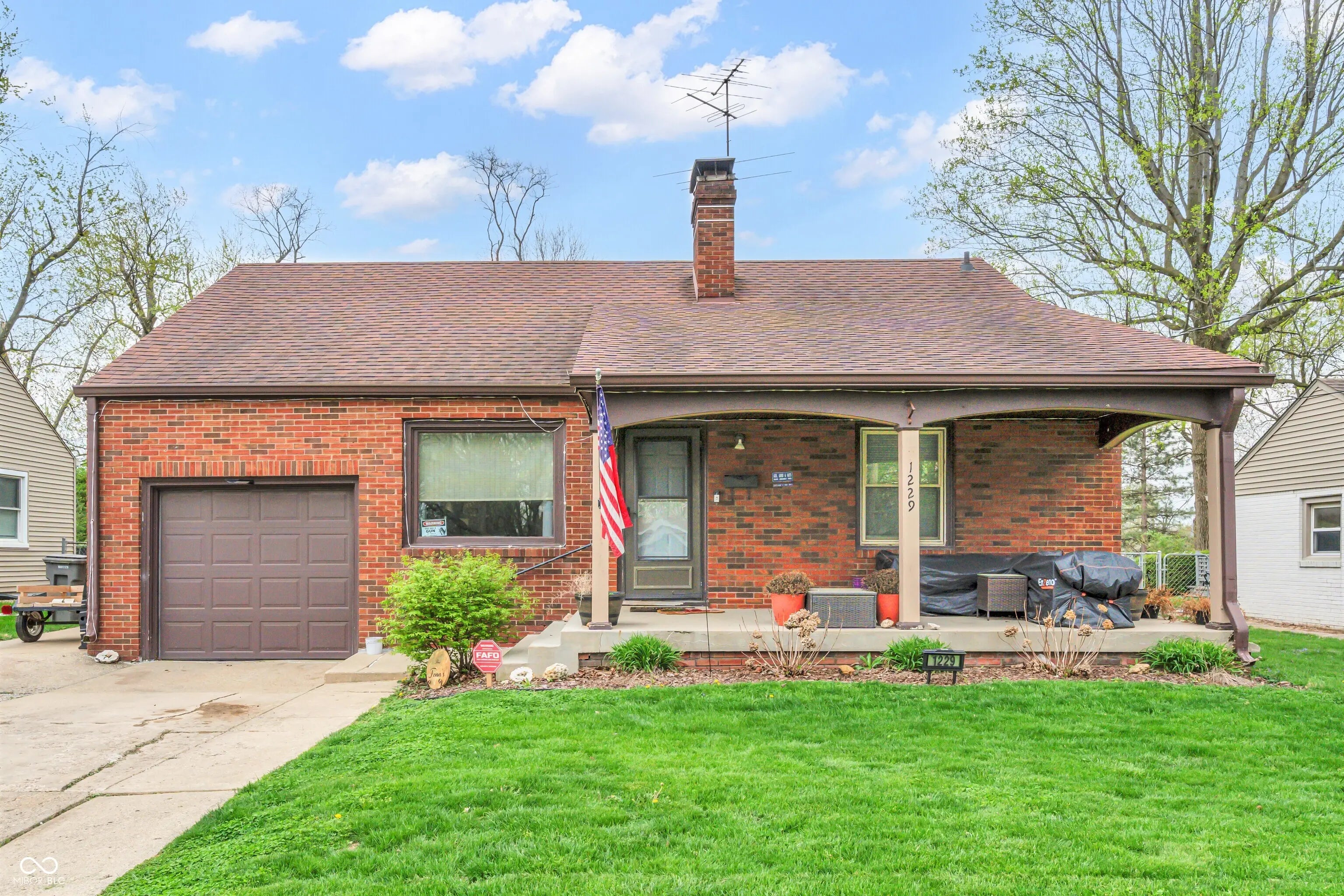1229 E Thompson Road, Indianapolis