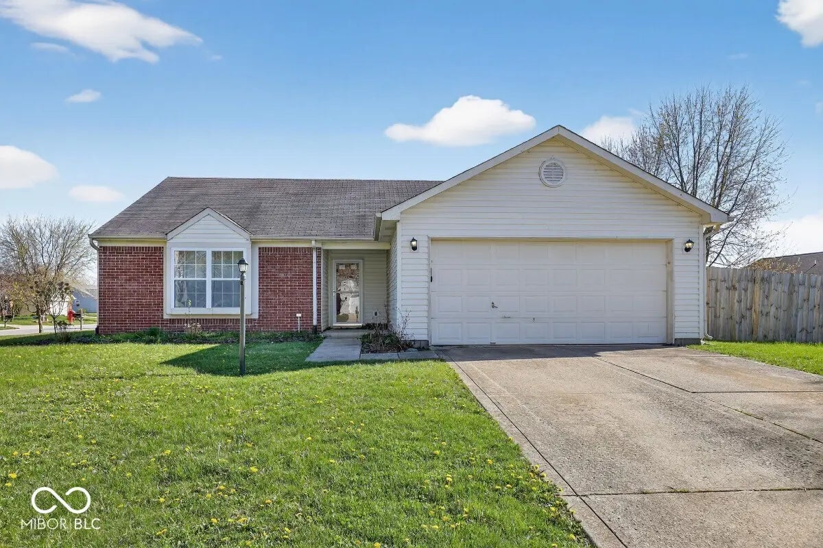6415 Angel Falls Drive, Noblesville