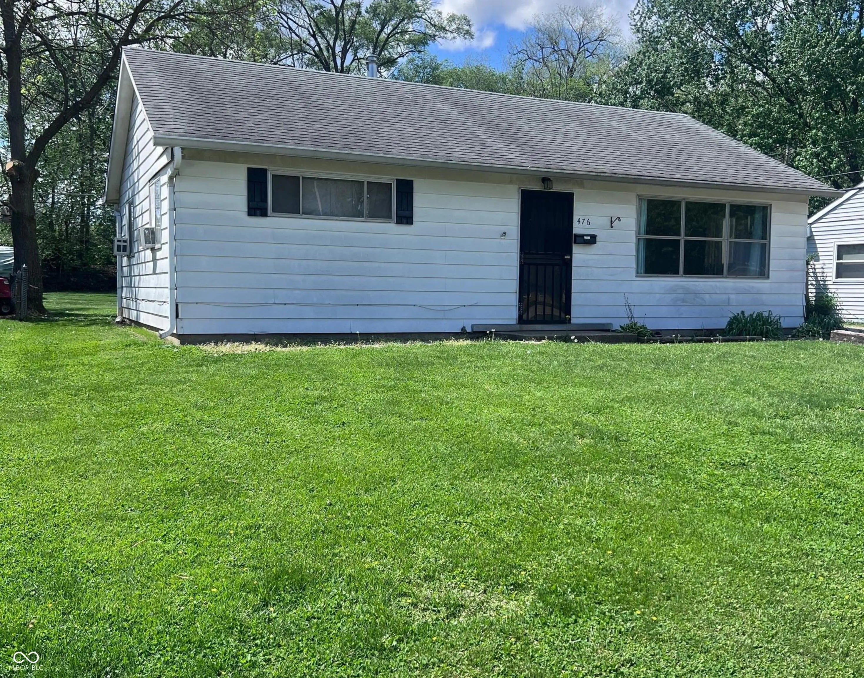 Photo of 476 Carol Drive Greenwood, IN 46143